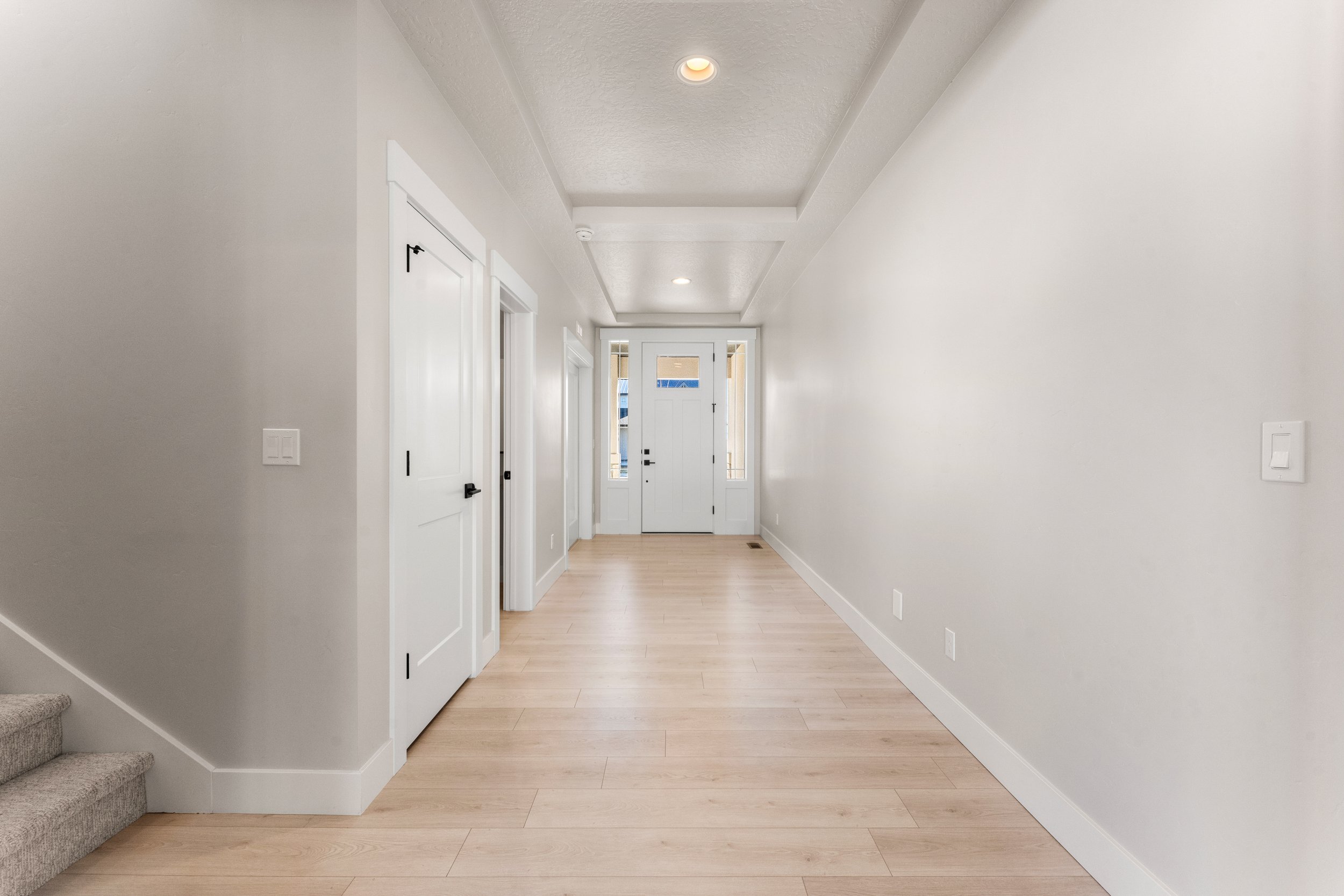 8084 Tandy Cove-10.jpg