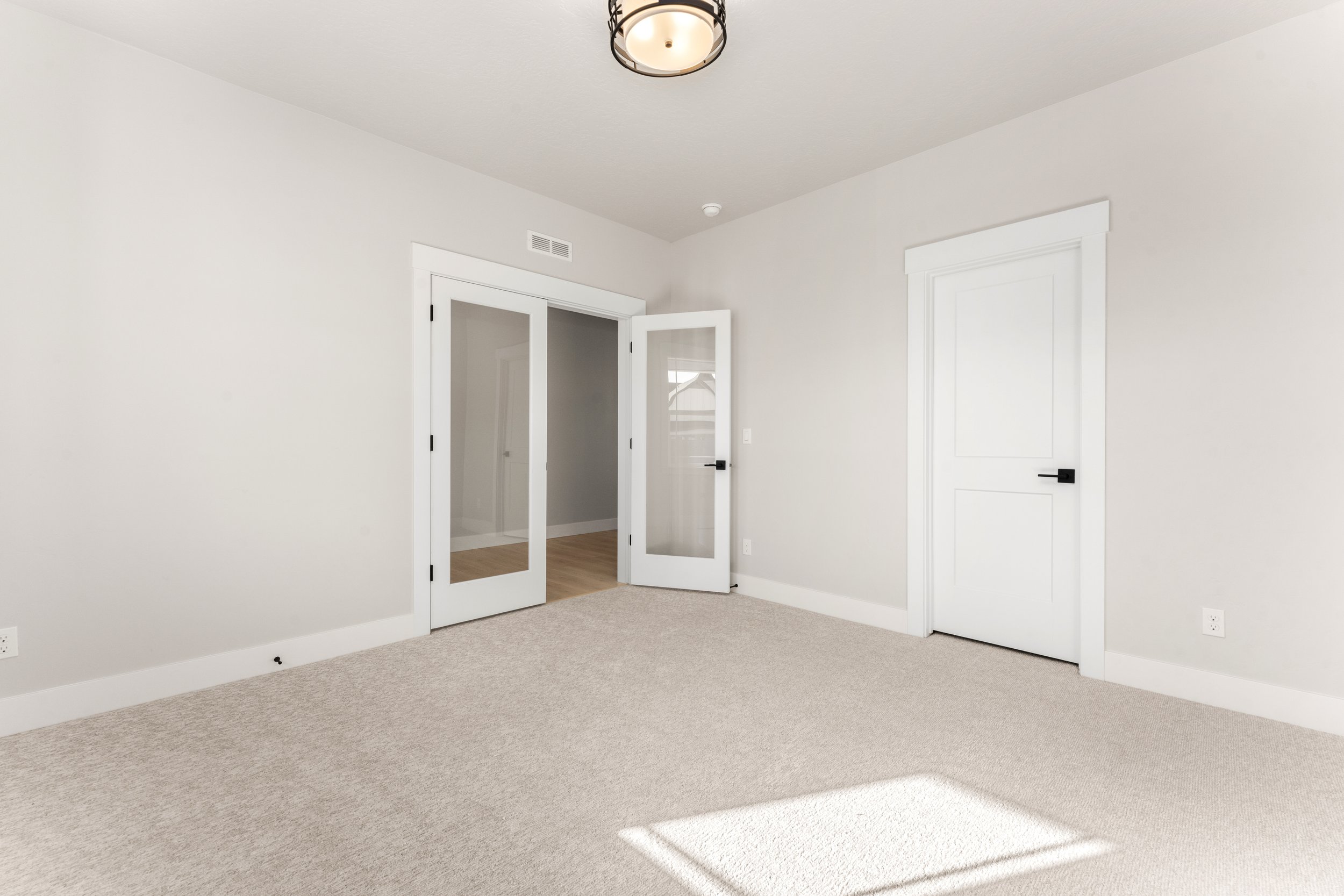 8084 Tandy Cove-13.jpg