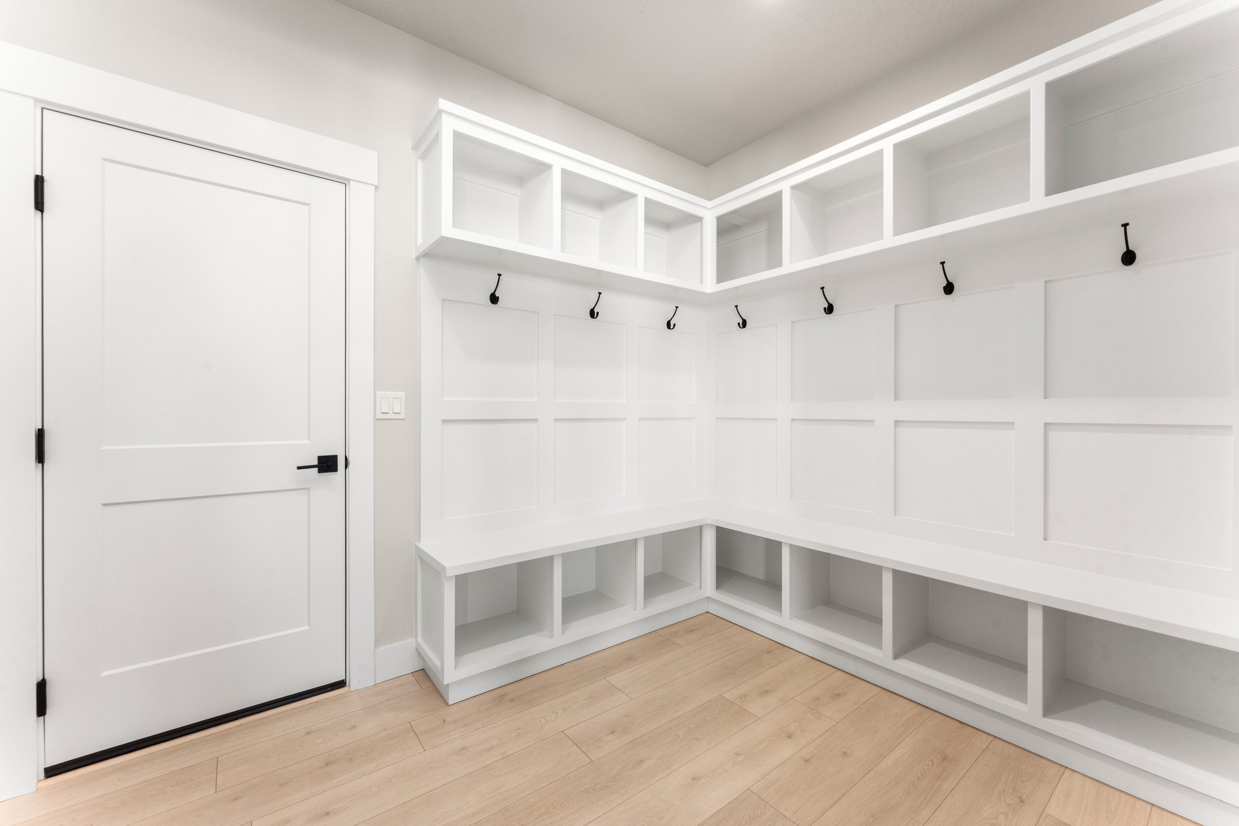 8084 Tandy Cove-31.jpg