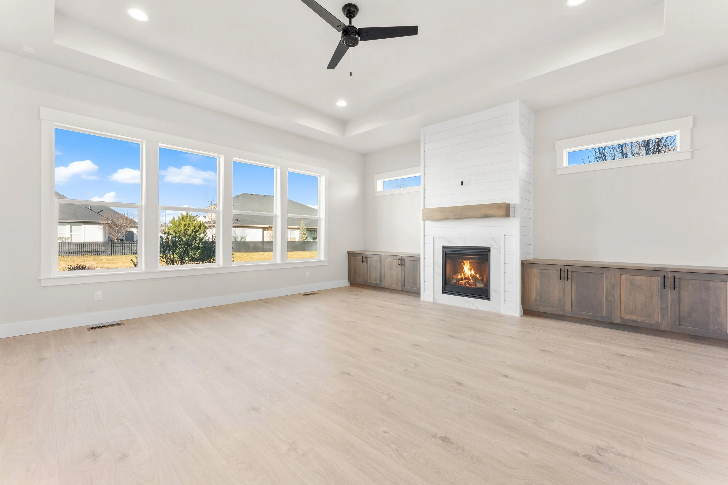 8076 Tandy Cove-21.jpg