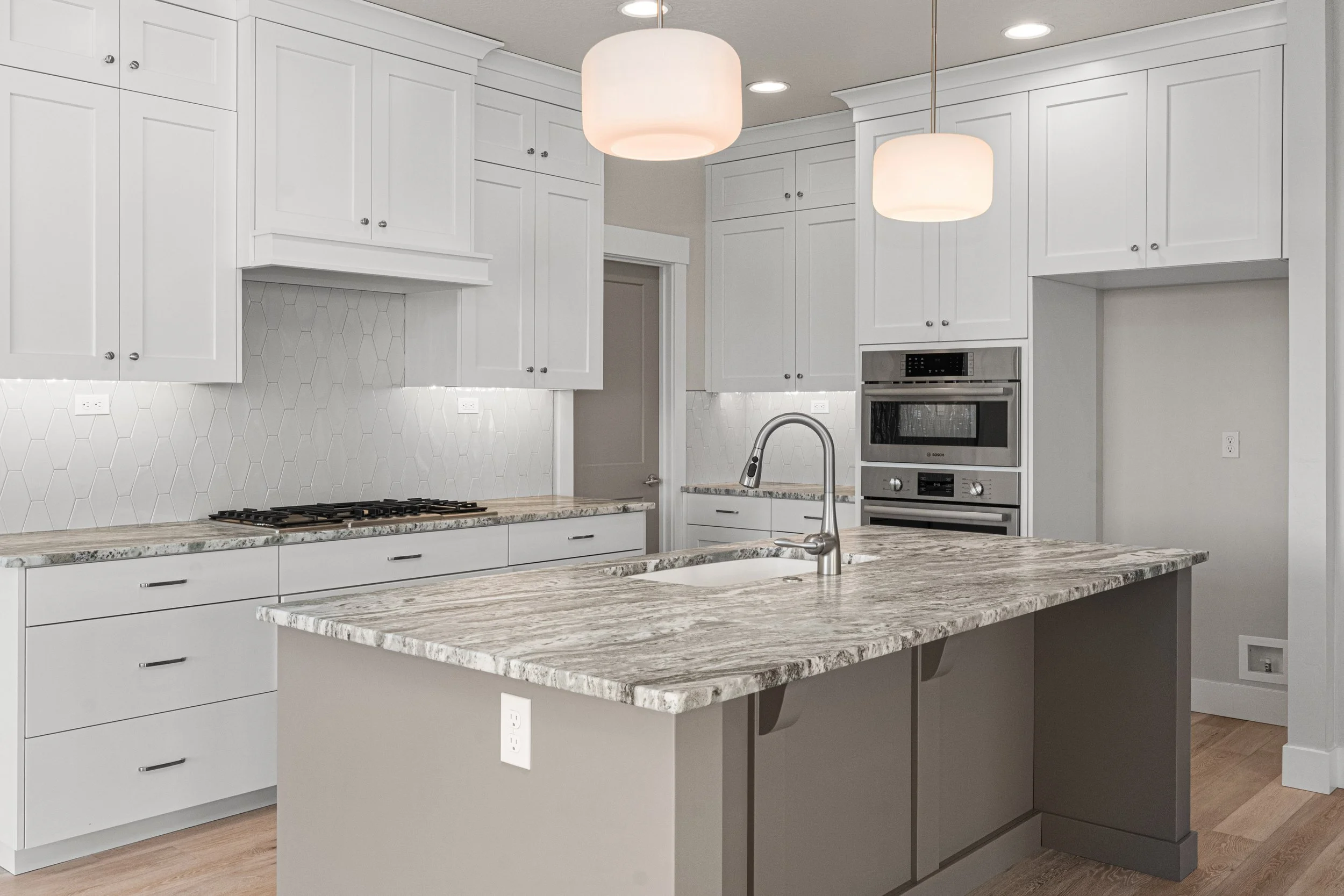 8165 Fountain Brook St-36.jpg