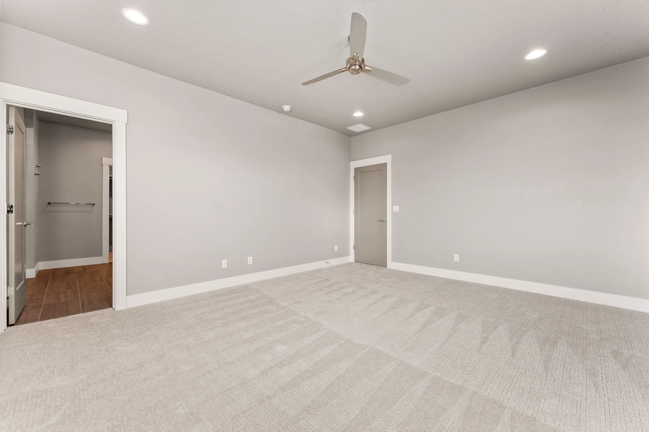 8179 Fountain Brook St-33.jpg