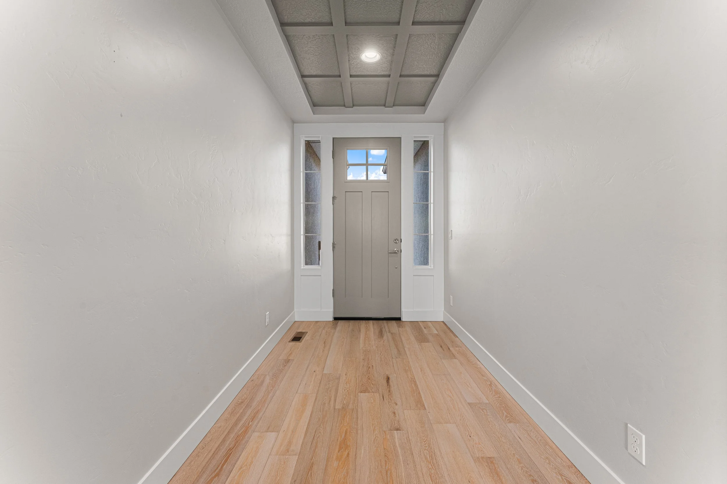 8165 Fountain Brook St-14.jpg