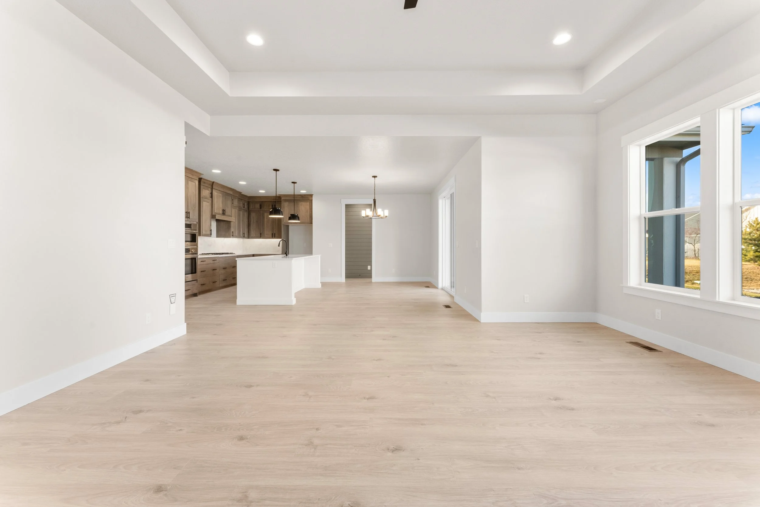 8076 Tandy Cove-23.jpg