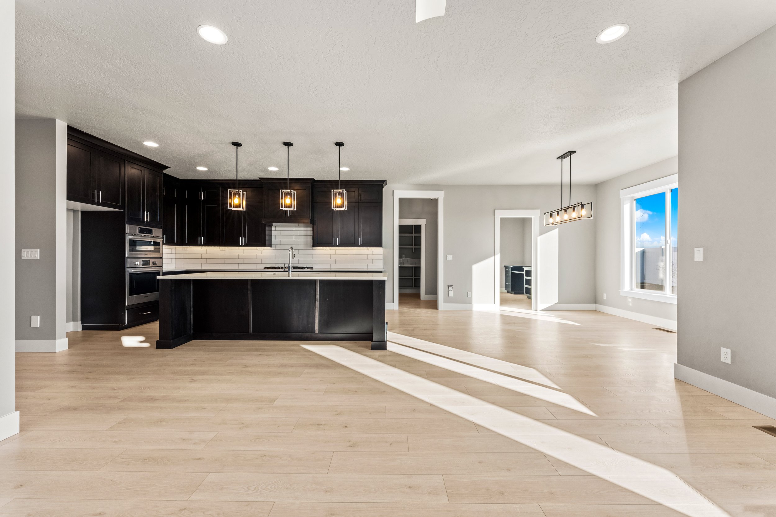 8081 Tandy Cove-16.jpg