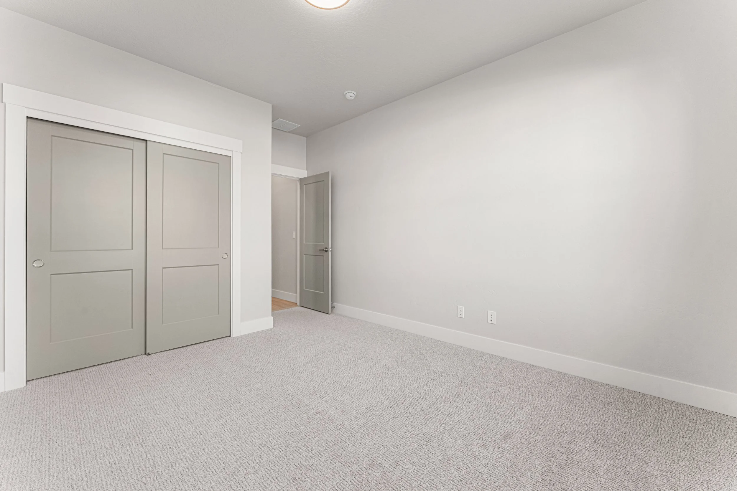 8165 Fountain Brook St-17.jpg