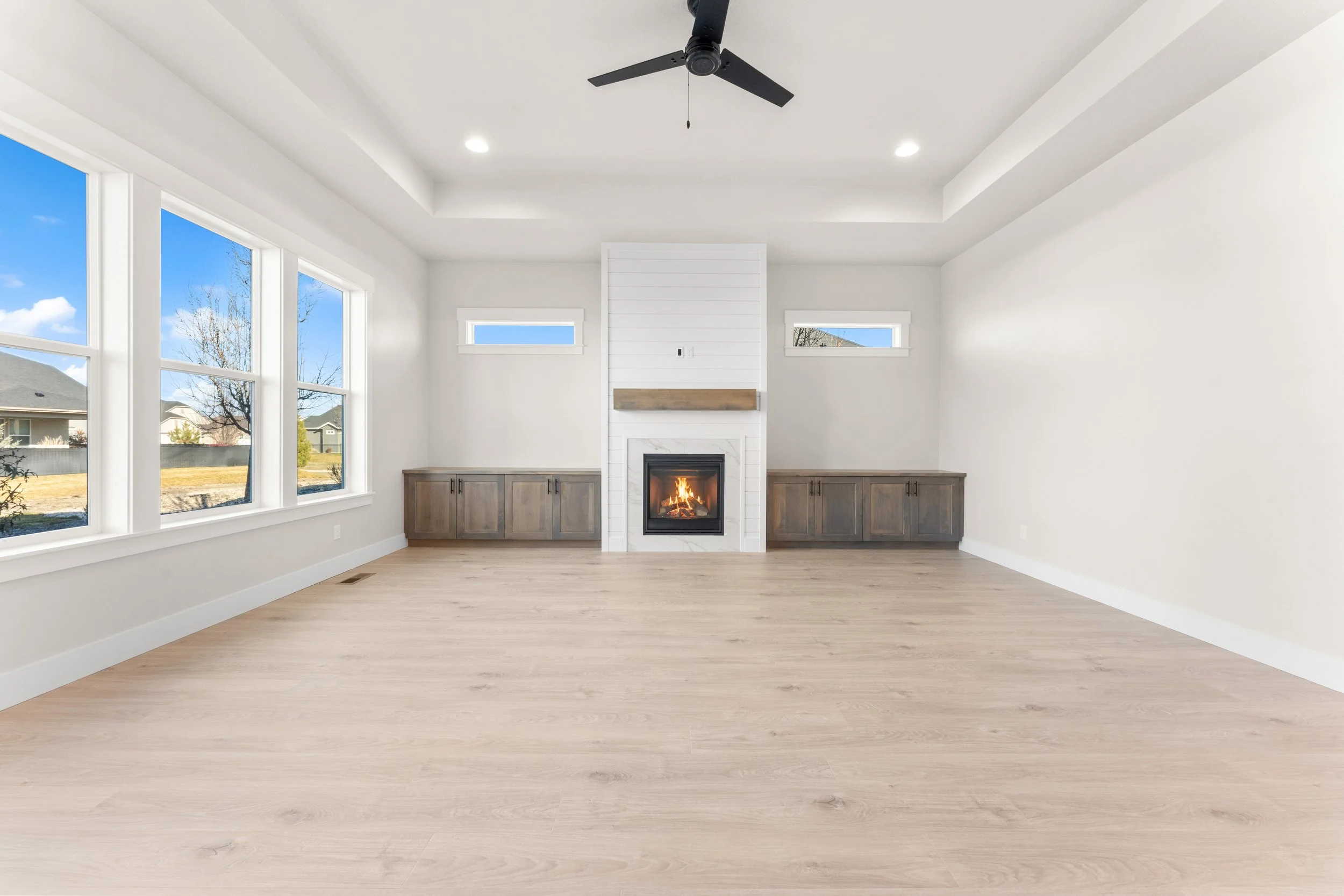 8076 Tandy Cove-20.jpg