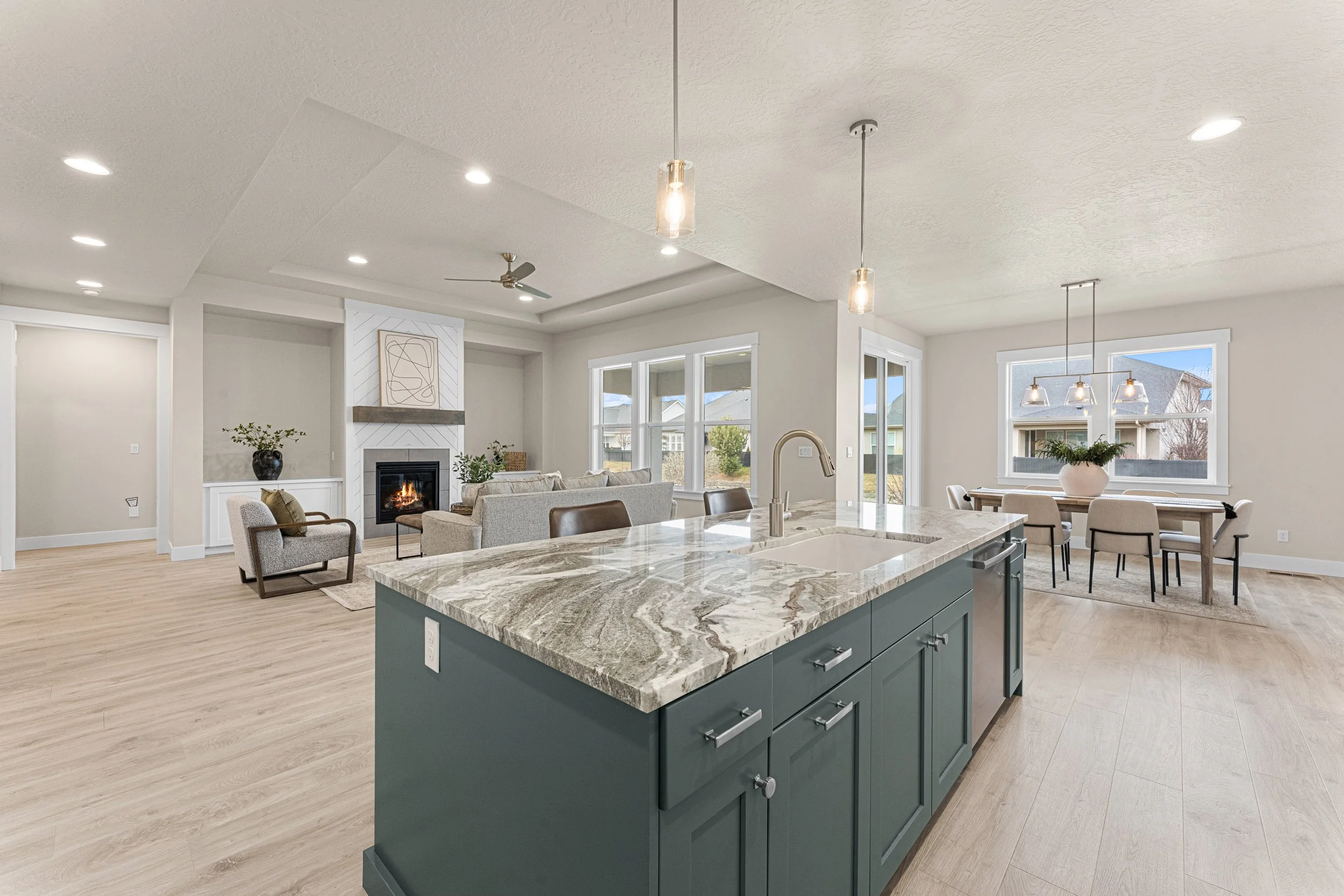 8078 Tandy Cove St-25.jpg