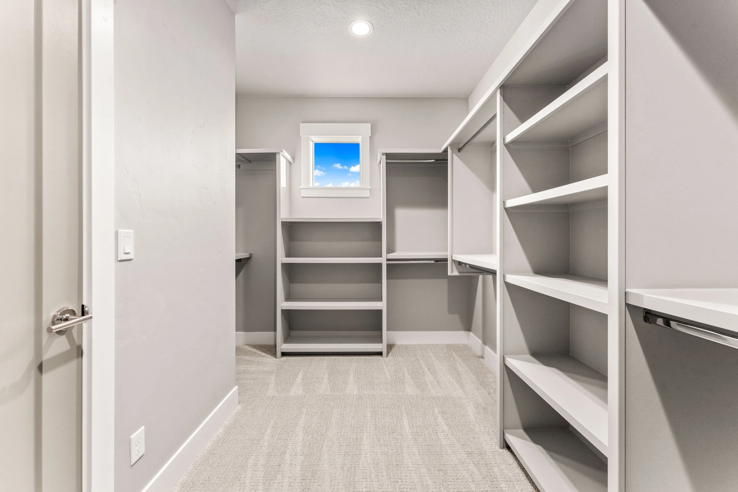 8179 Fountain Brook St-35.jpg