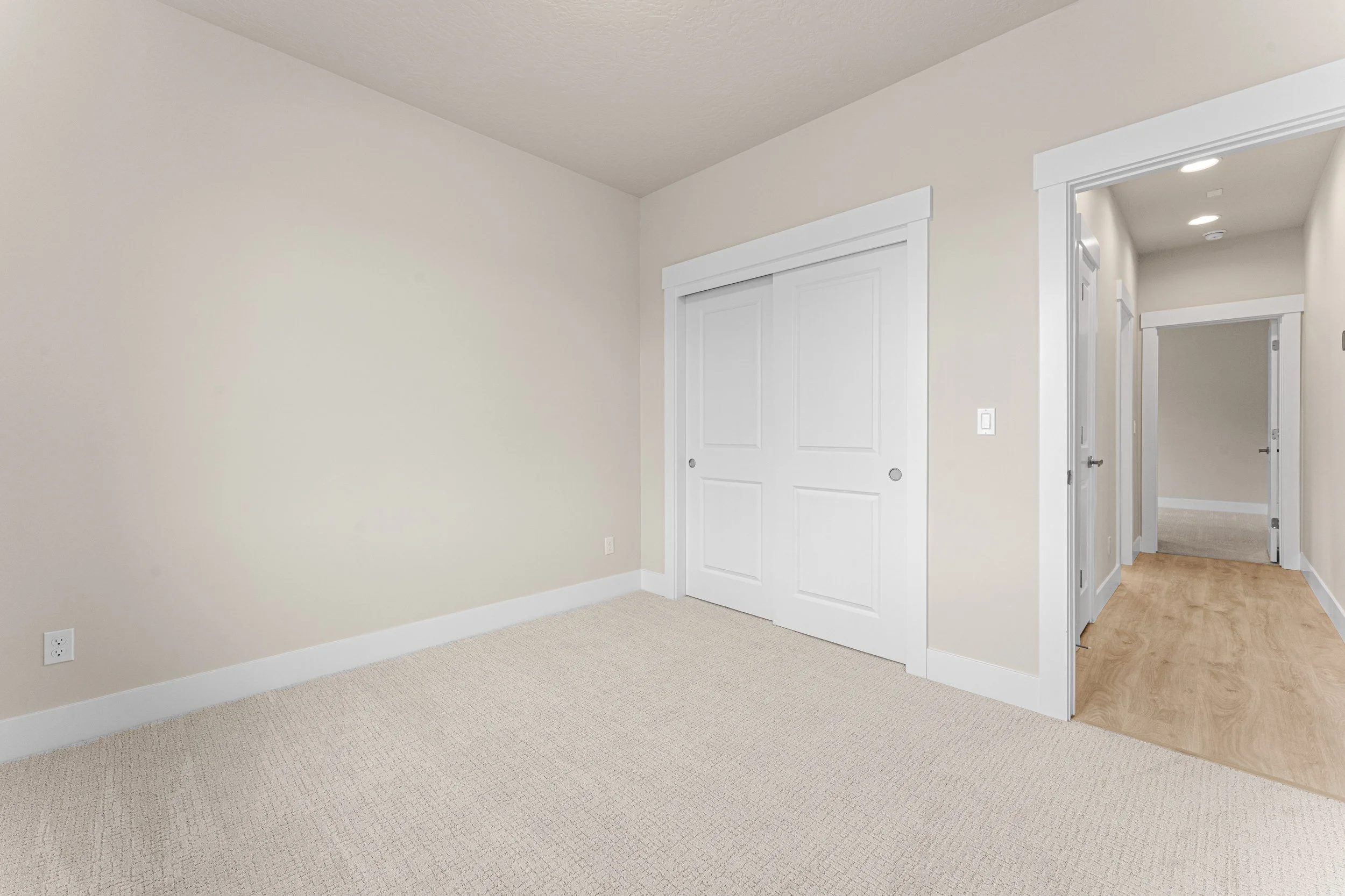 8078 Tandy Cove St-43.jpg