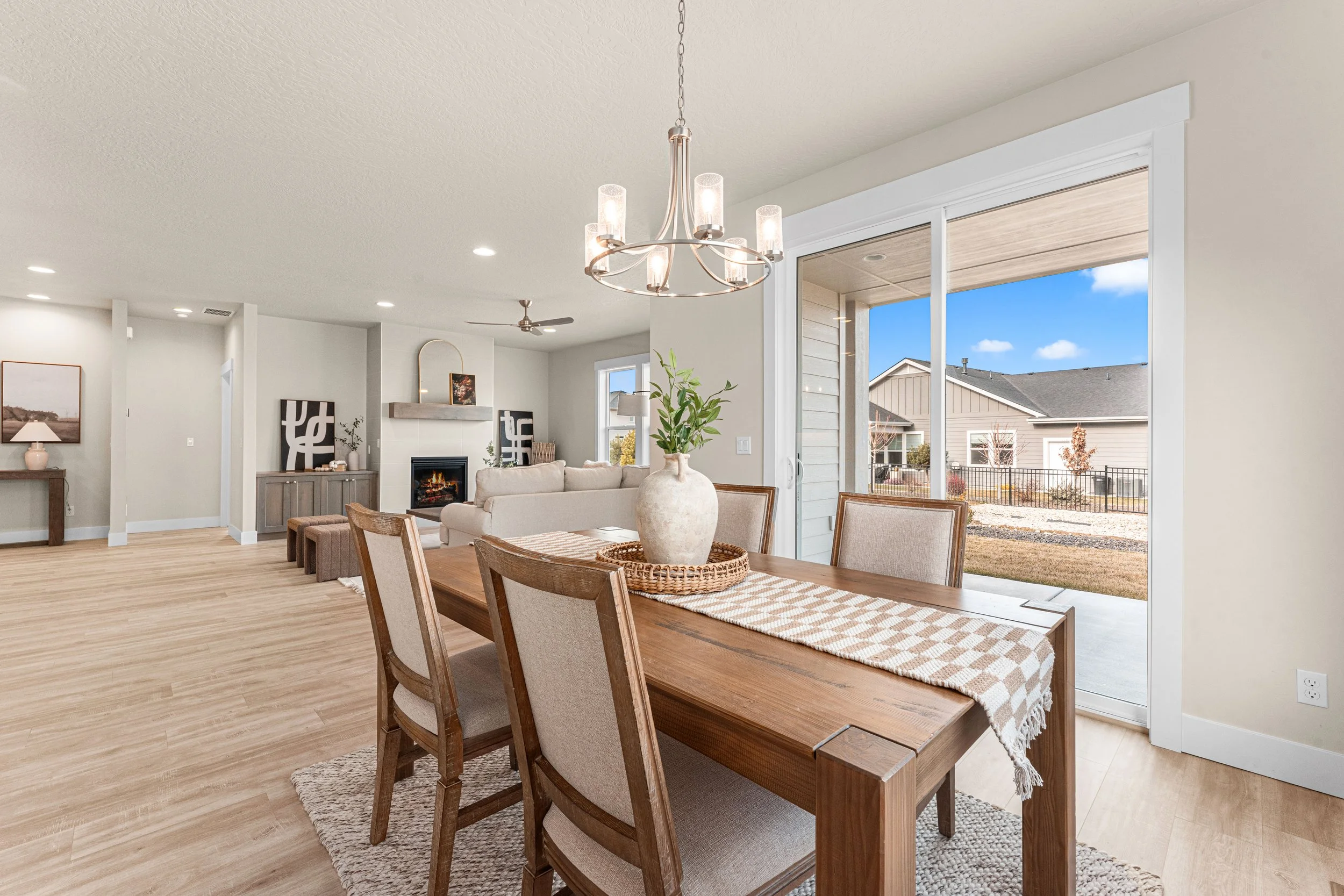 8082 Tandy Cove St-23.jpg