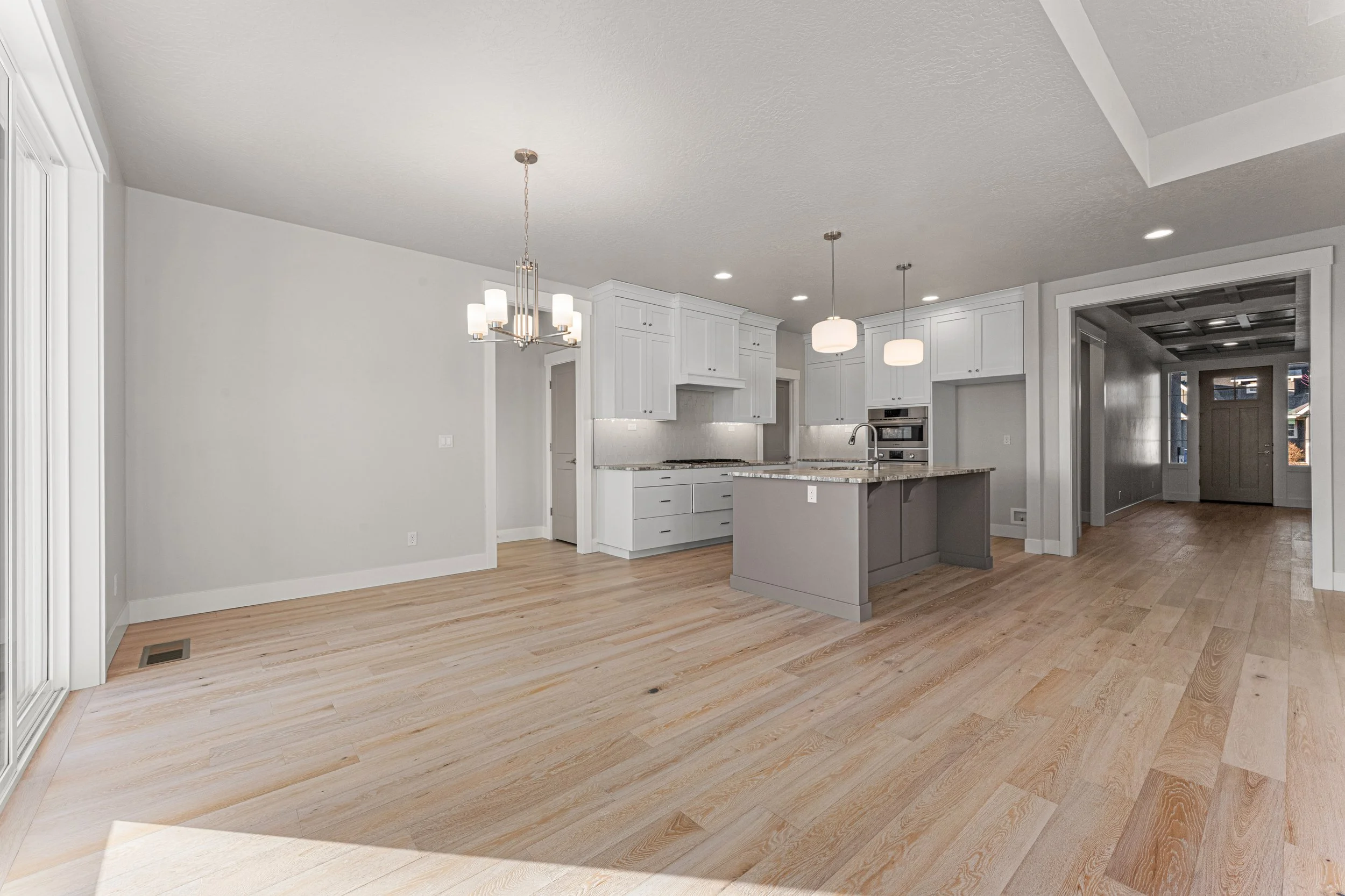 8165 Fountain Brook St-28.jpg