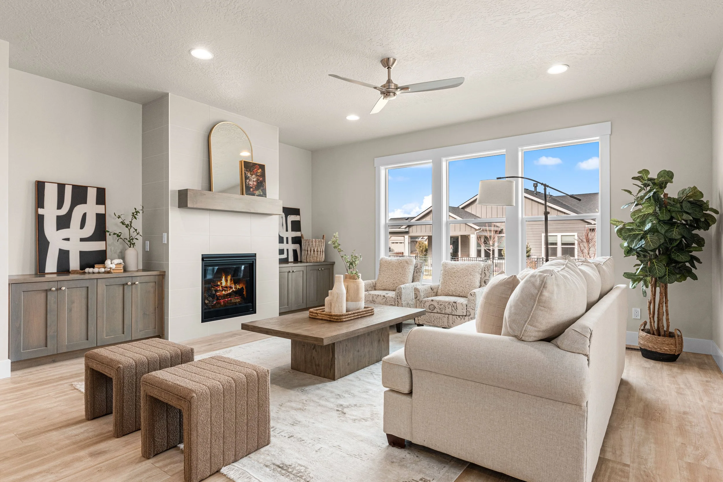 8082 Tandy Cove St-16.jpg