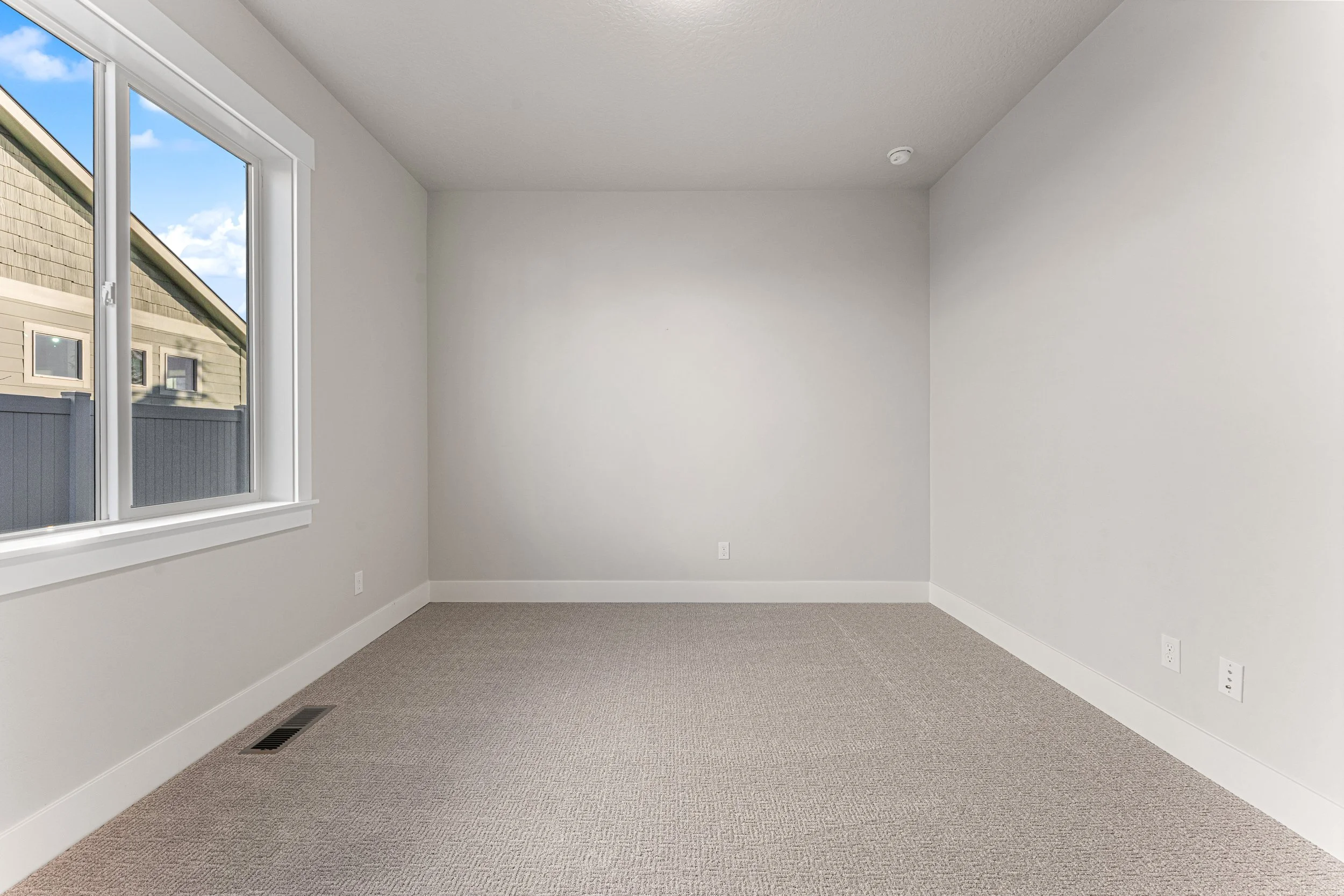 8165 Fountain Brook St-19.jpg