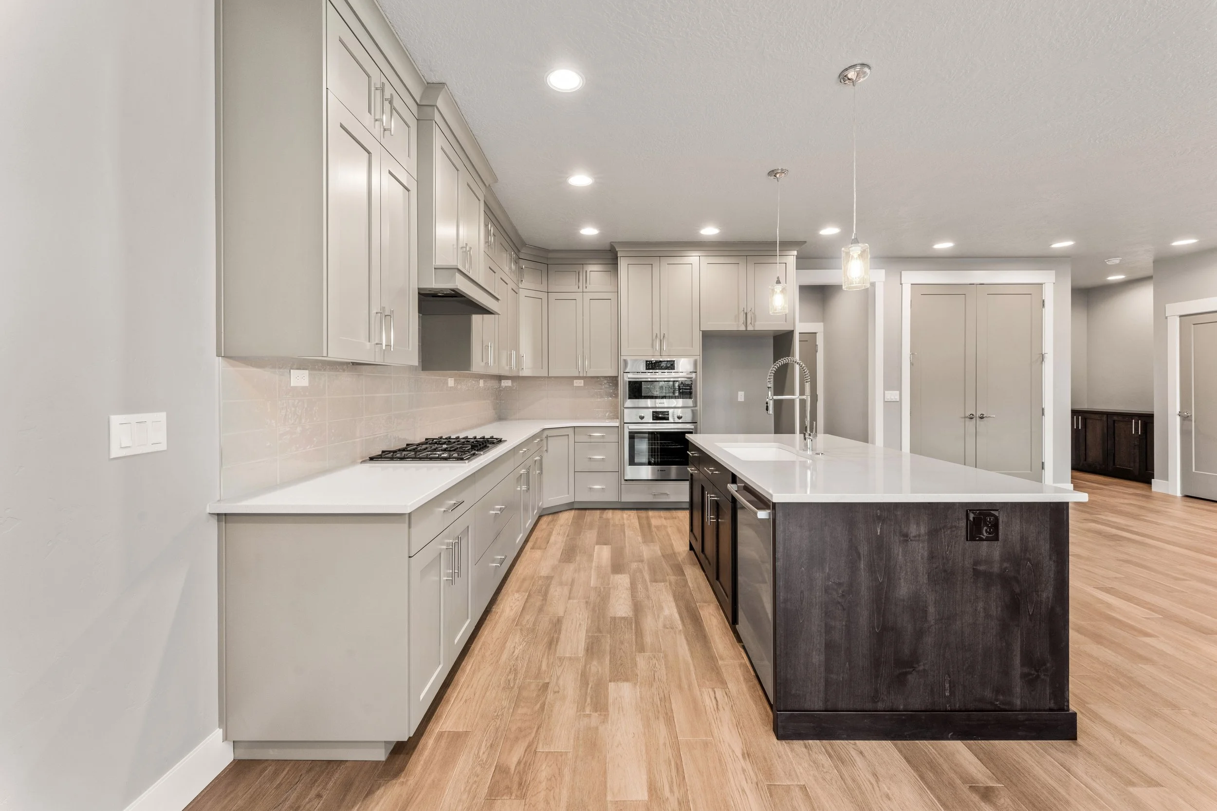 8179 Fountain Brook St-23.jpg