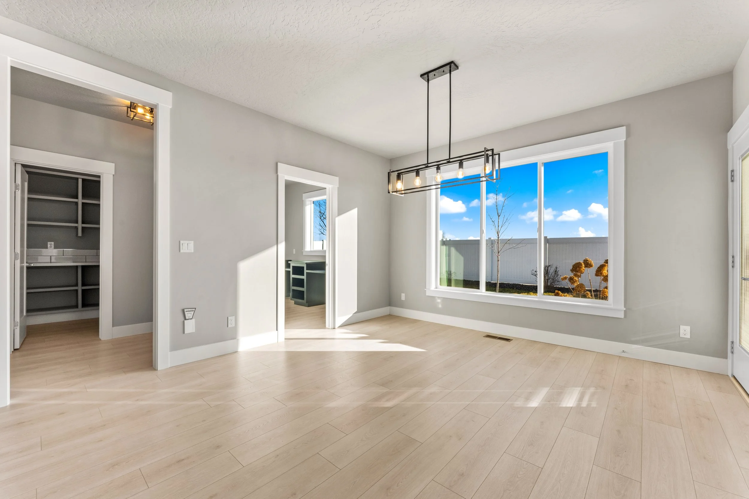 8081 Tandy Cove-17.jpg