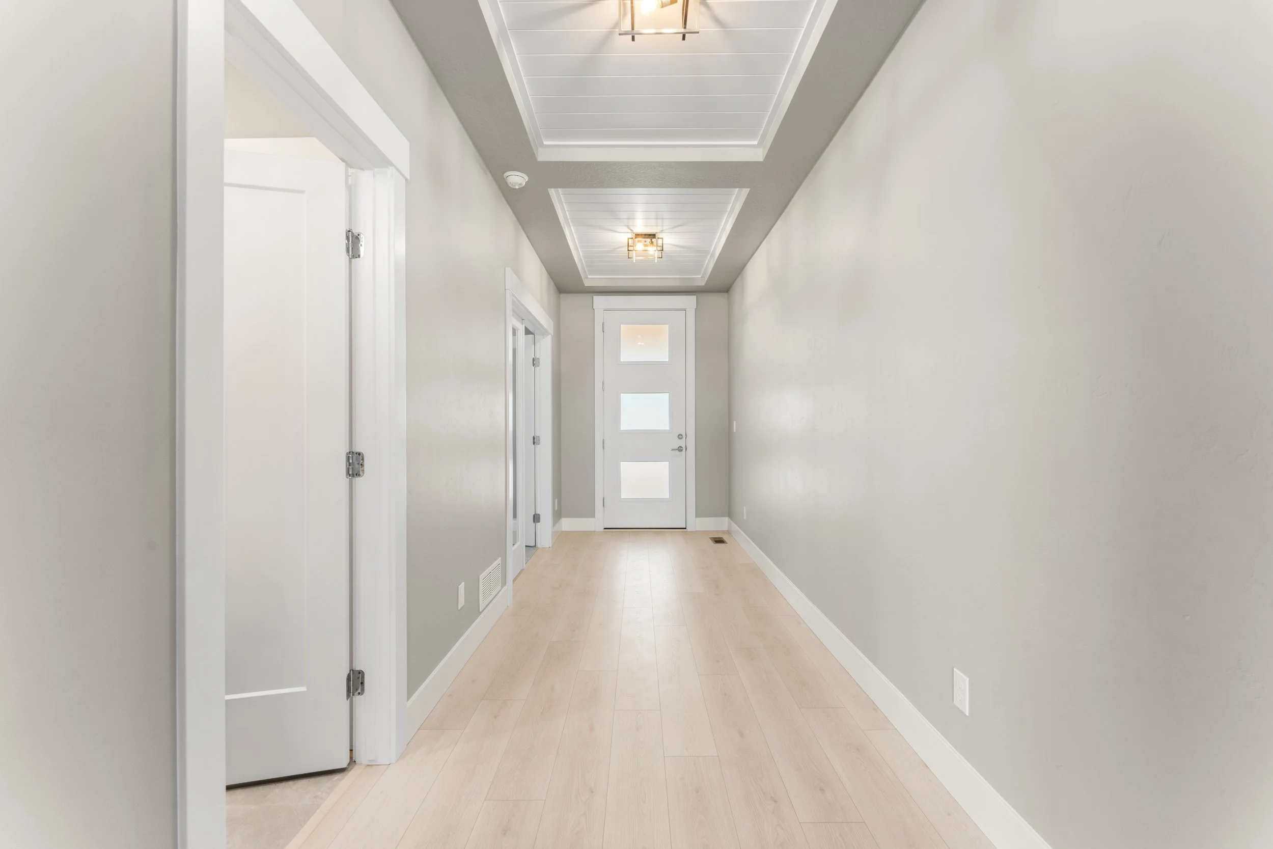 8081 Tandy Cove-9.jpg