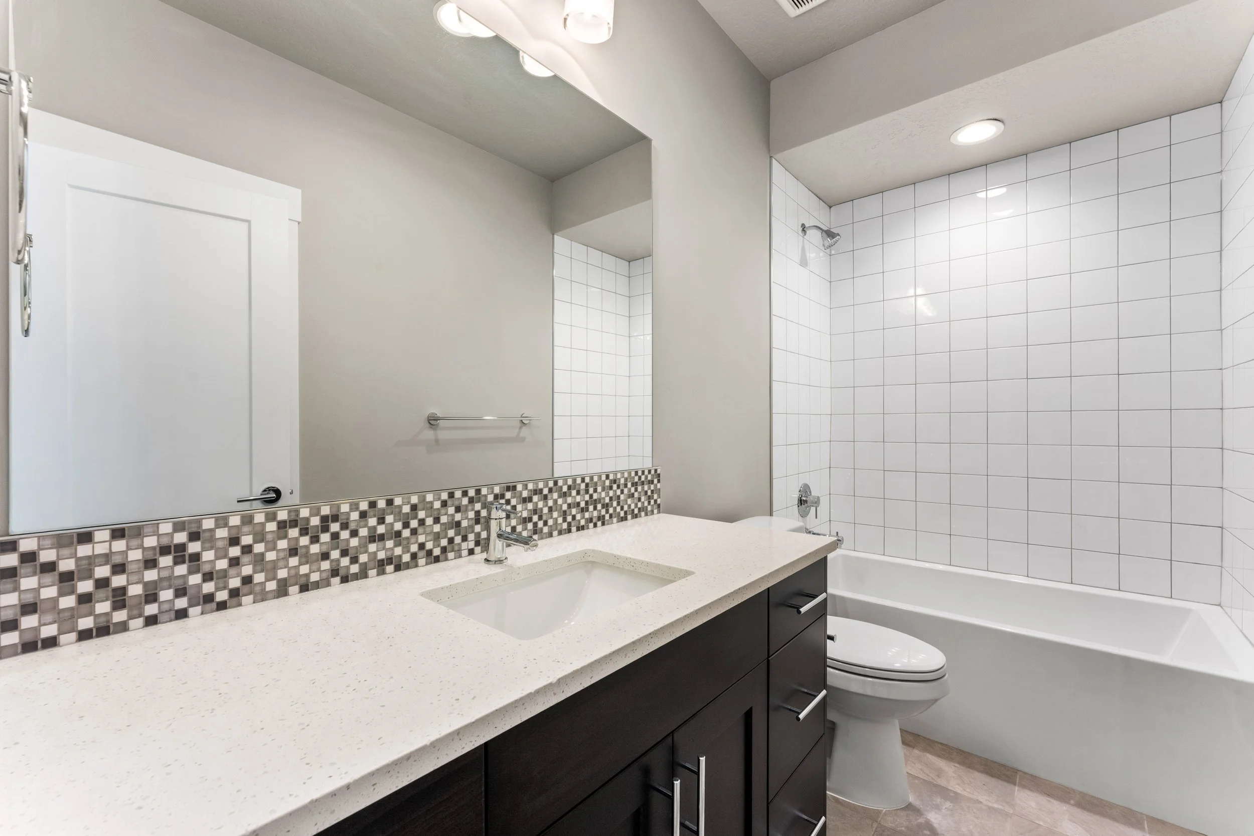 8081 Tandy Cove-12.jpg