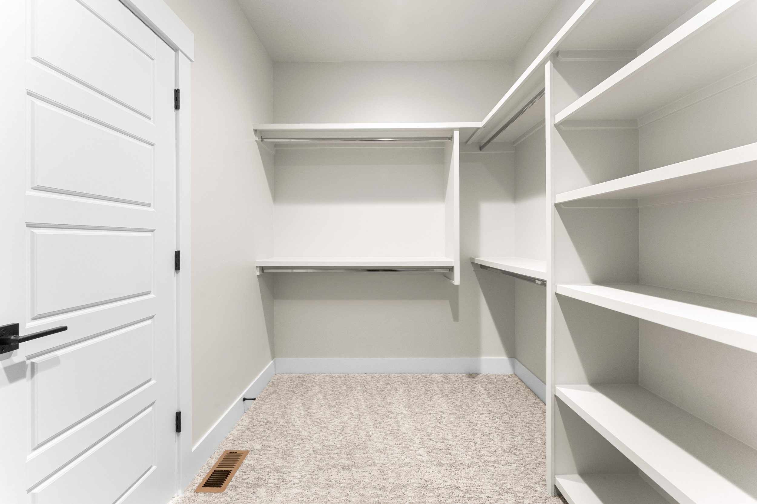 8076 Tandy Cove-44.jpg