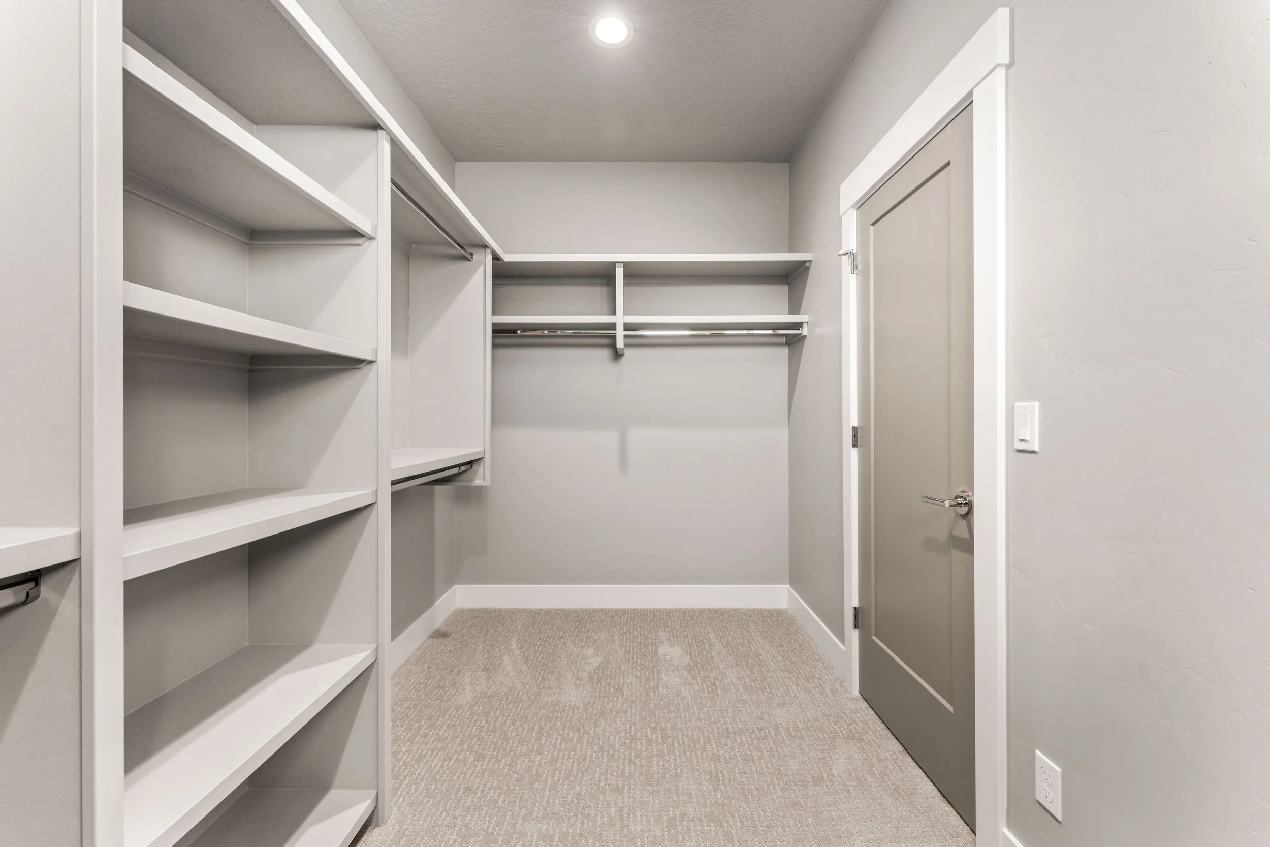 8179 Fountain Brook St-36.jpg