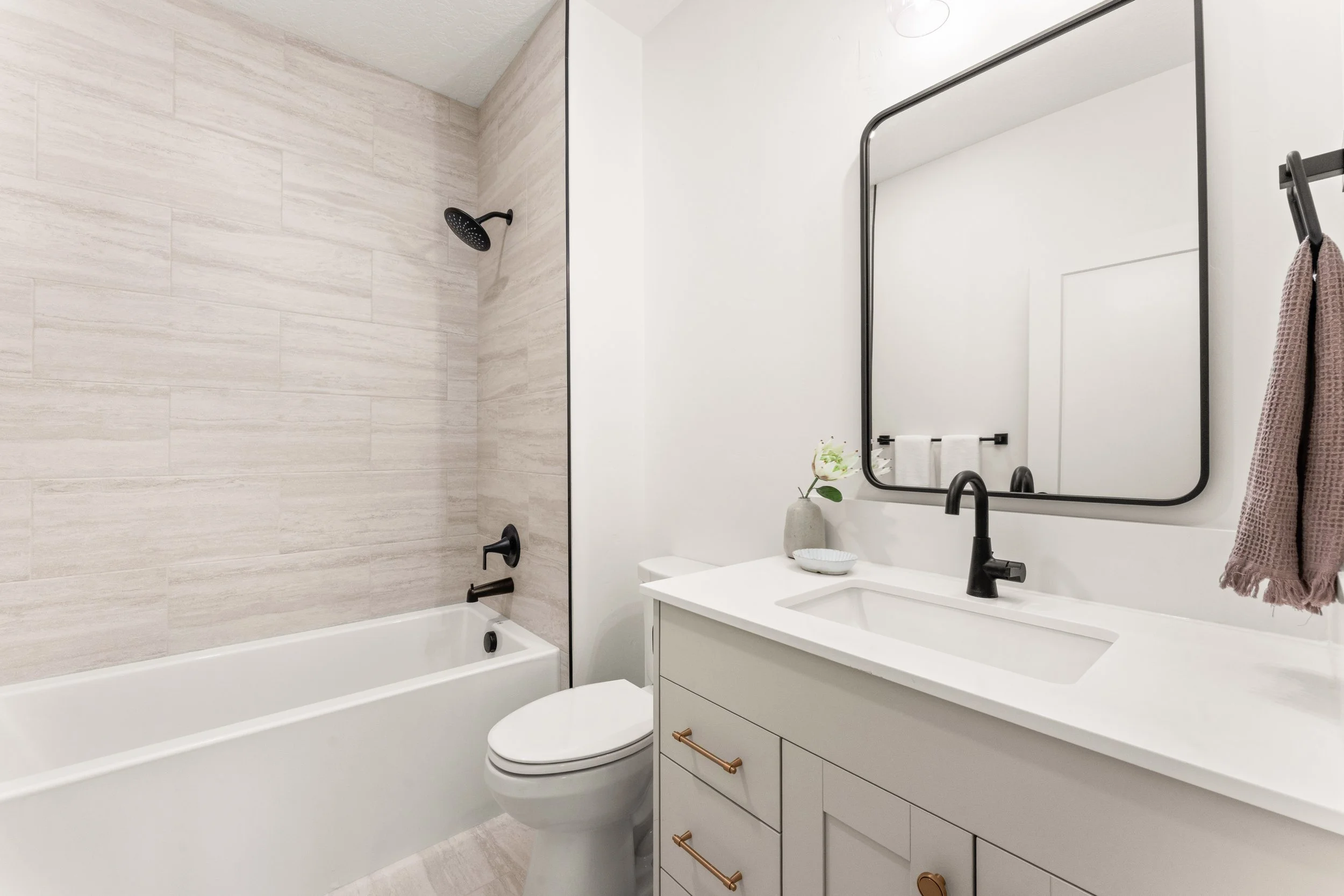 28b_1049 Gracie-19.jpg