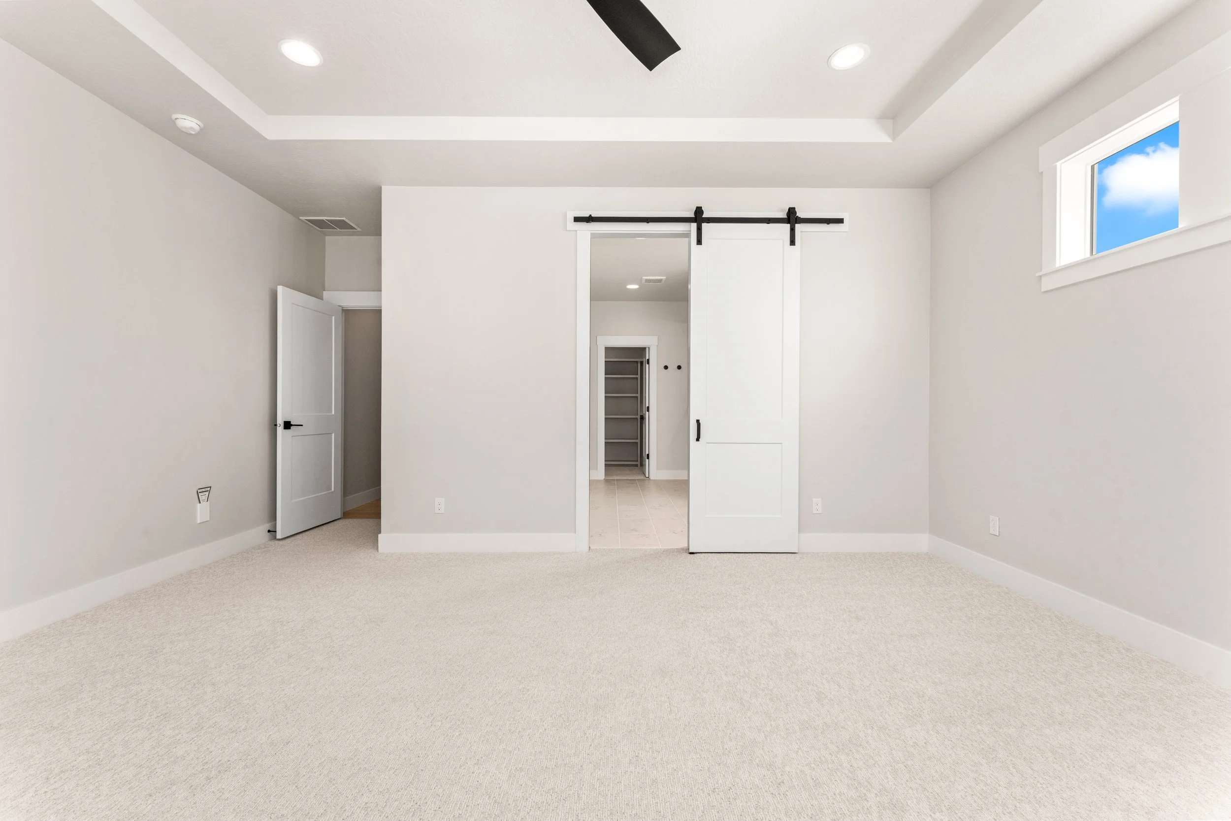 8084 Tandy Cove-35.jpg