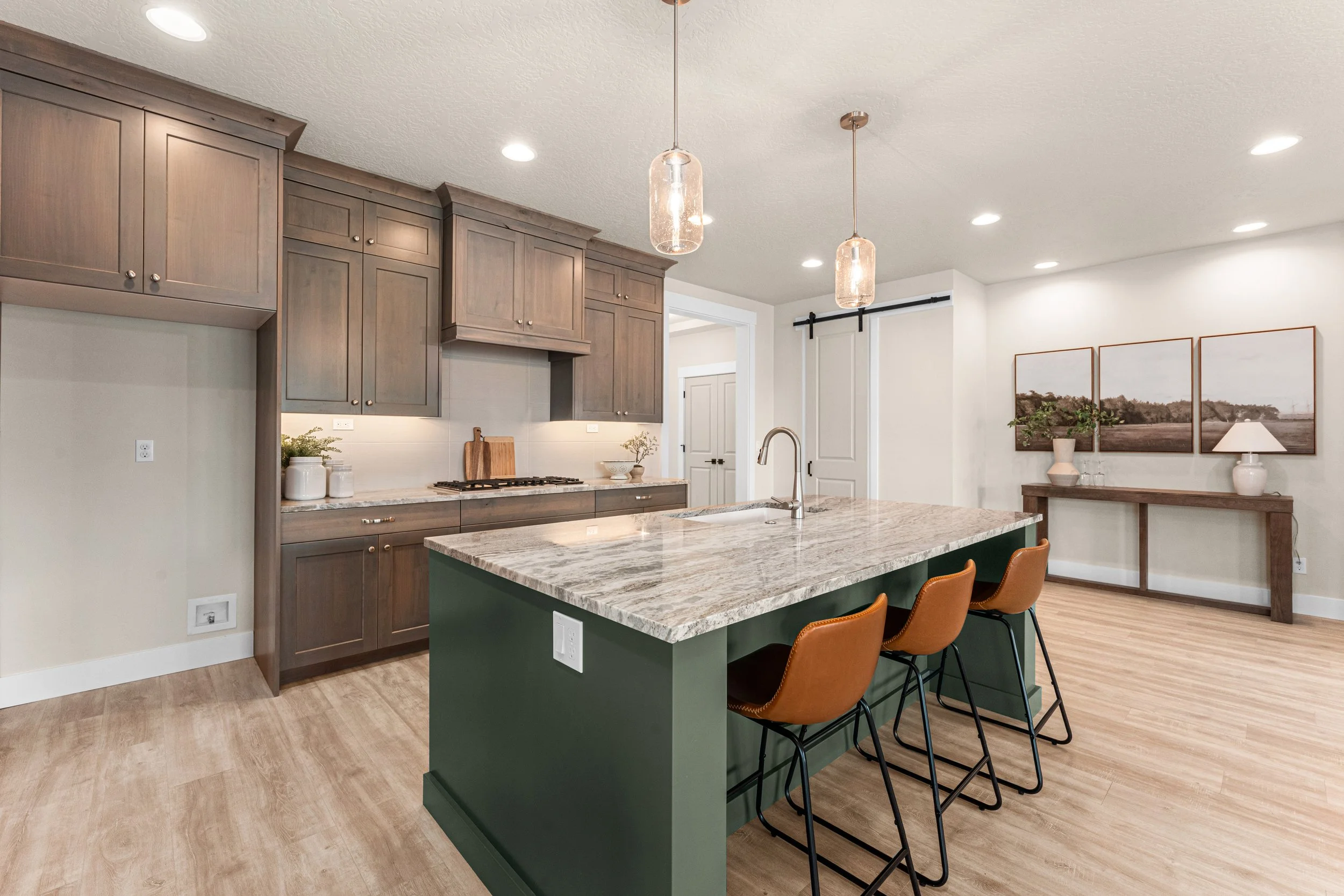 8082 Tandy Cove St-30.jpg