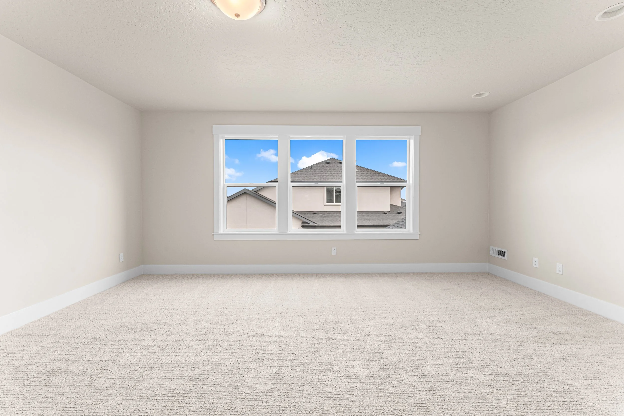 8082 Tandy Cove St-44.jpg