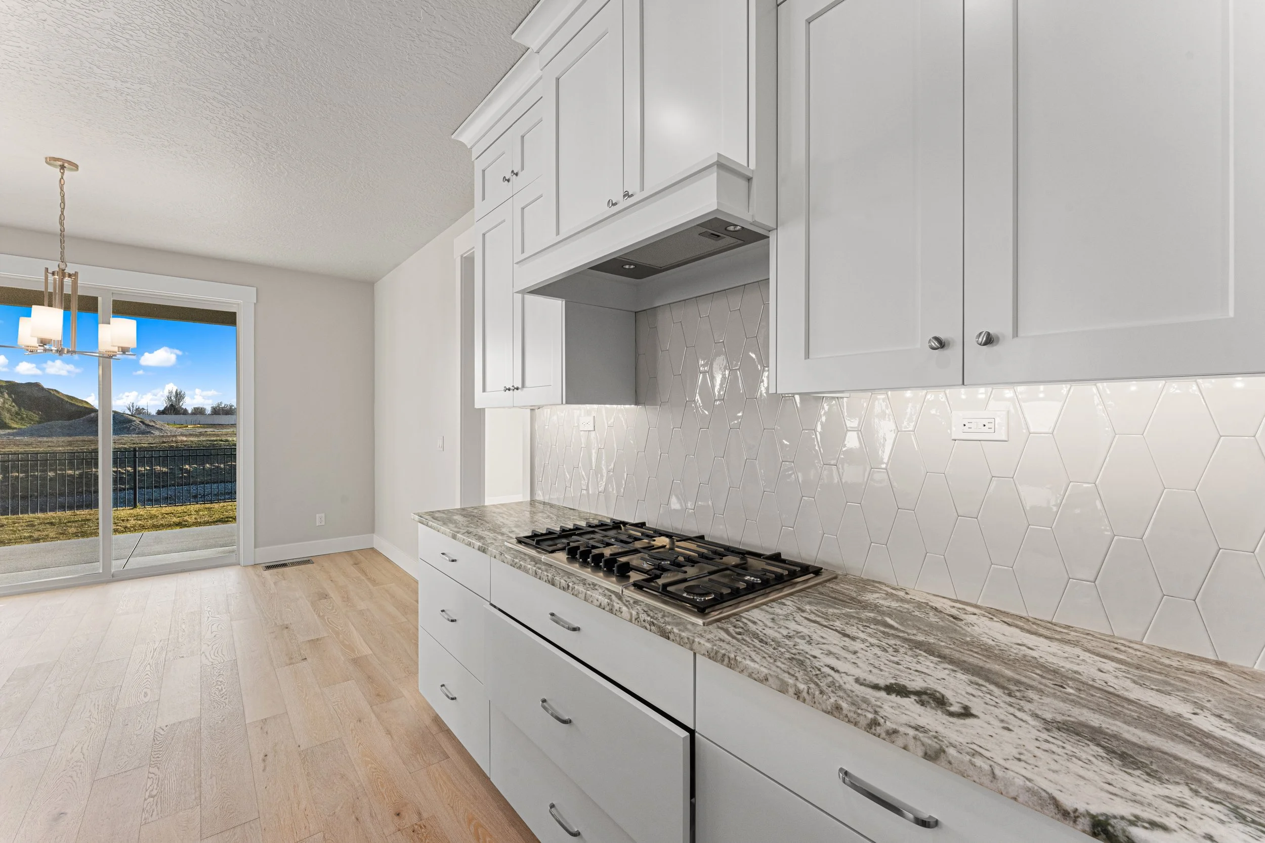 8165 Fountain Brook St-33.jpg