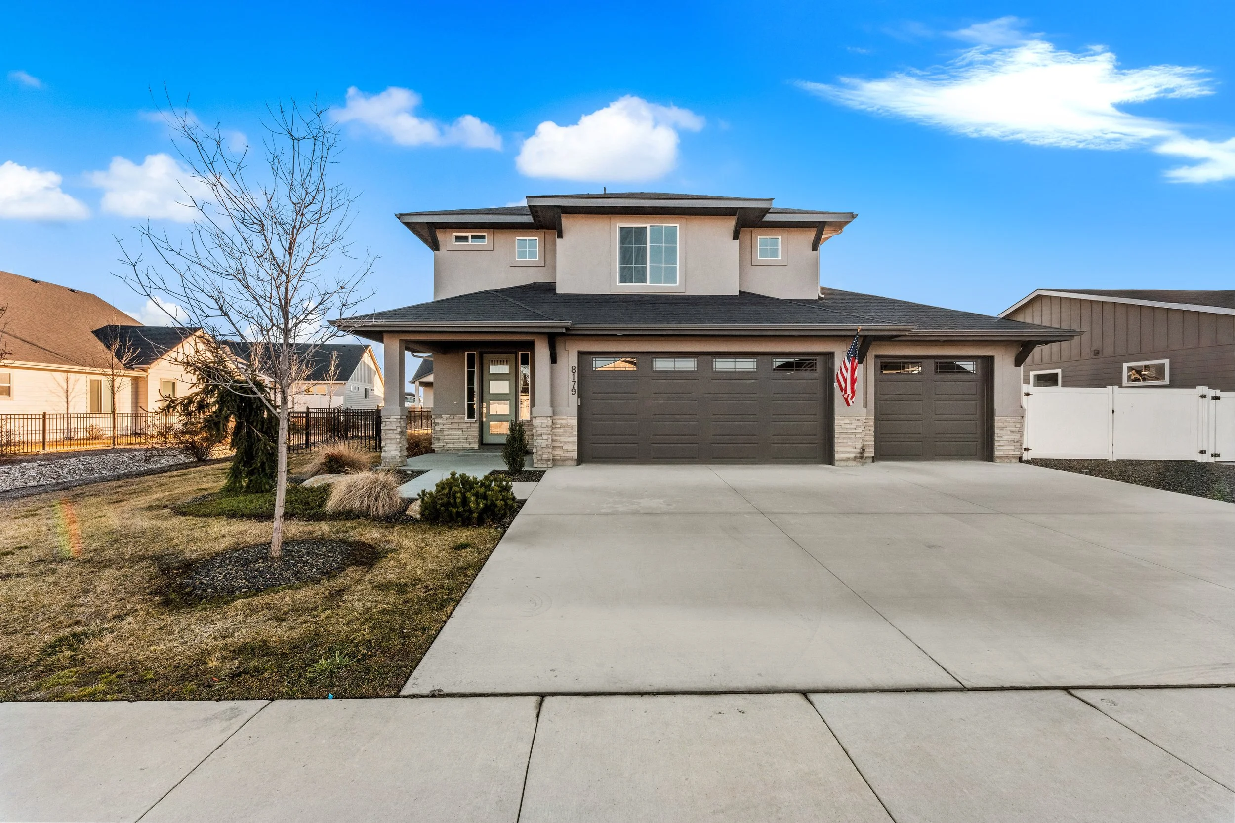 8179 Fountain Brook St-2.jpg
