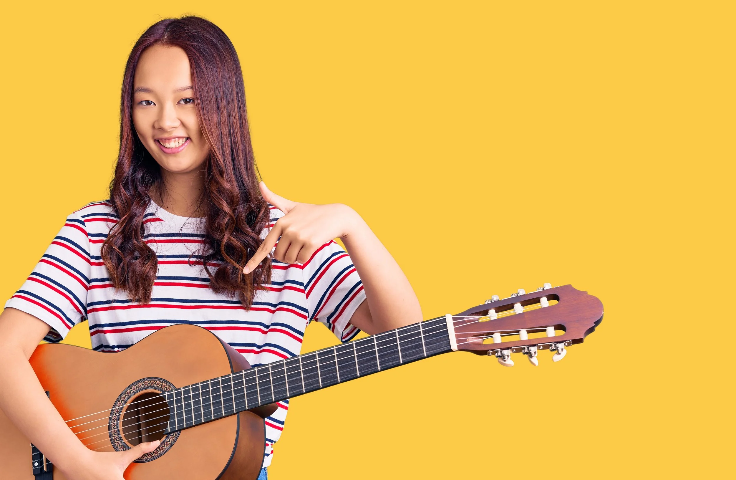Play Classical Guitar