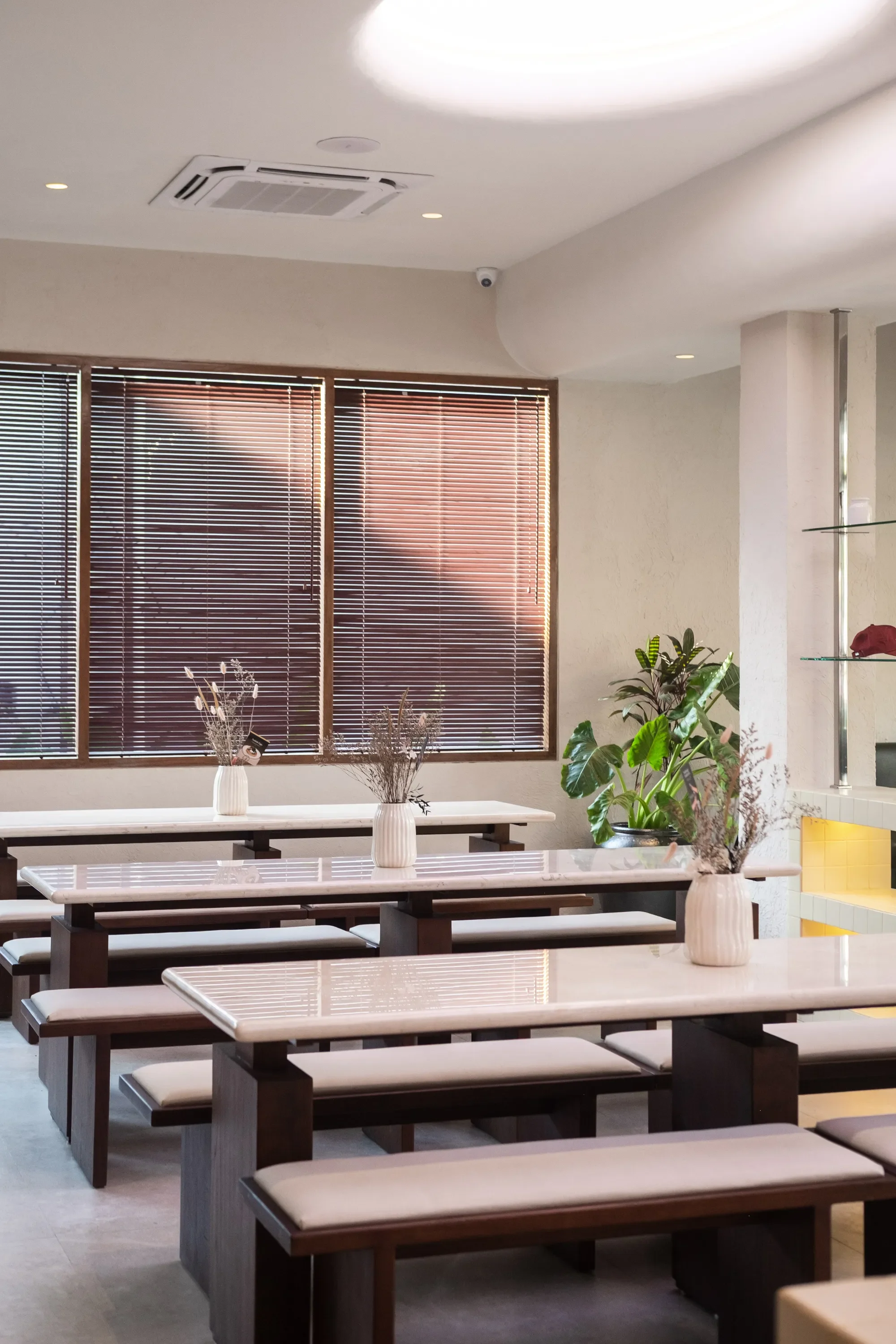 brandworks-interior-nude-berawa-08.webp