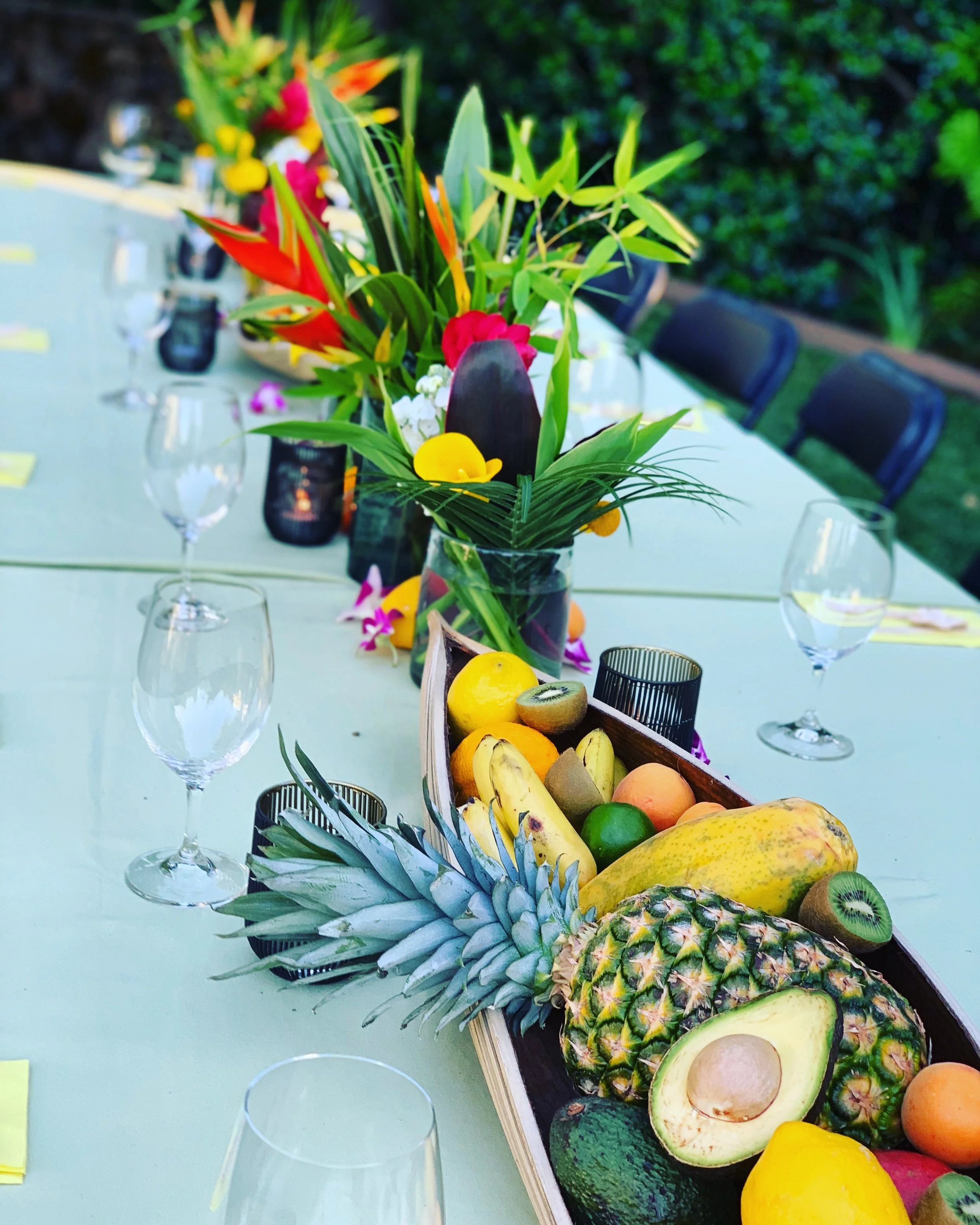 A LA CARTE_TABLE SETTING.jpg