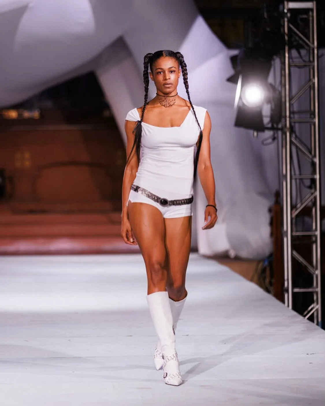 DOLOR WORLD LOOK 7
Everyday Set designed and constructed by @saige.vizcarra for Dolor 
Model @aaju_wow 
Photographer @theoxproject
Host @antixartfest @casscellina 
Hair and Makeup @sexyscalps @kristinkaide 
Styling @aasaulen @o.kusio @friendlybitchh 