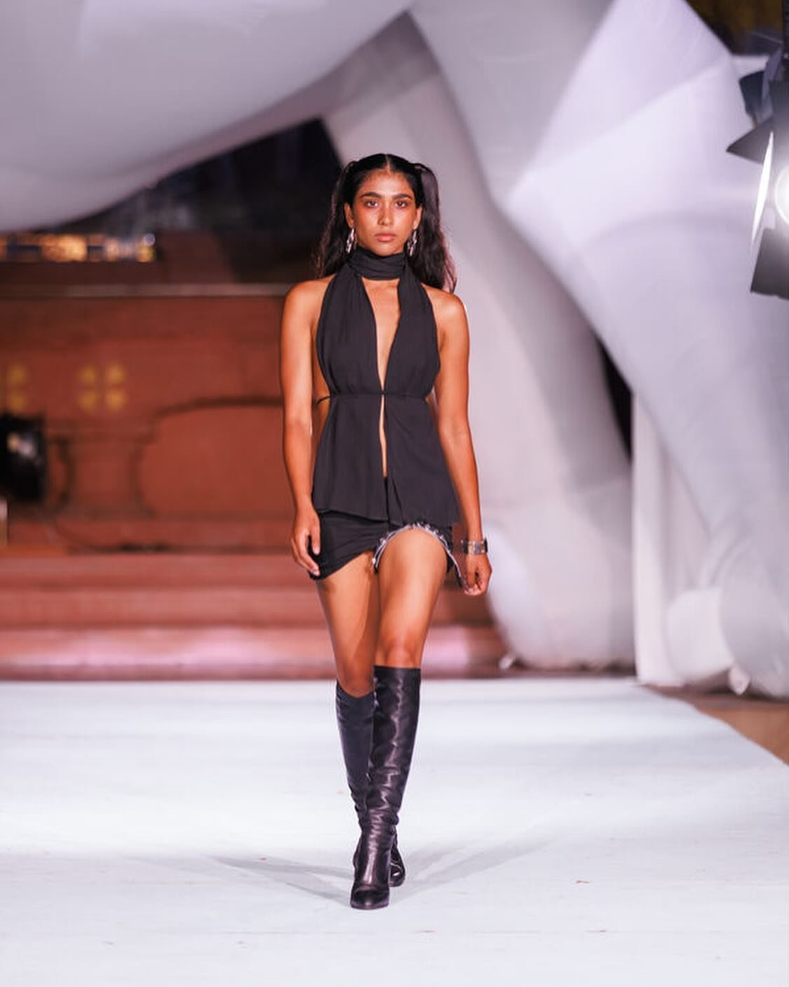 DOLOR WORLD LOOK 9 
Midnight Tie Top paired with our Asymmetrical Zipper Mini Skirt designed and constructed by @saige.vizcarra for Dolor 
Model @anika.chandola 
Photographer @theoxproject
Host @antixartfest @casscellina
Hair and Makeup @kristinkaide
