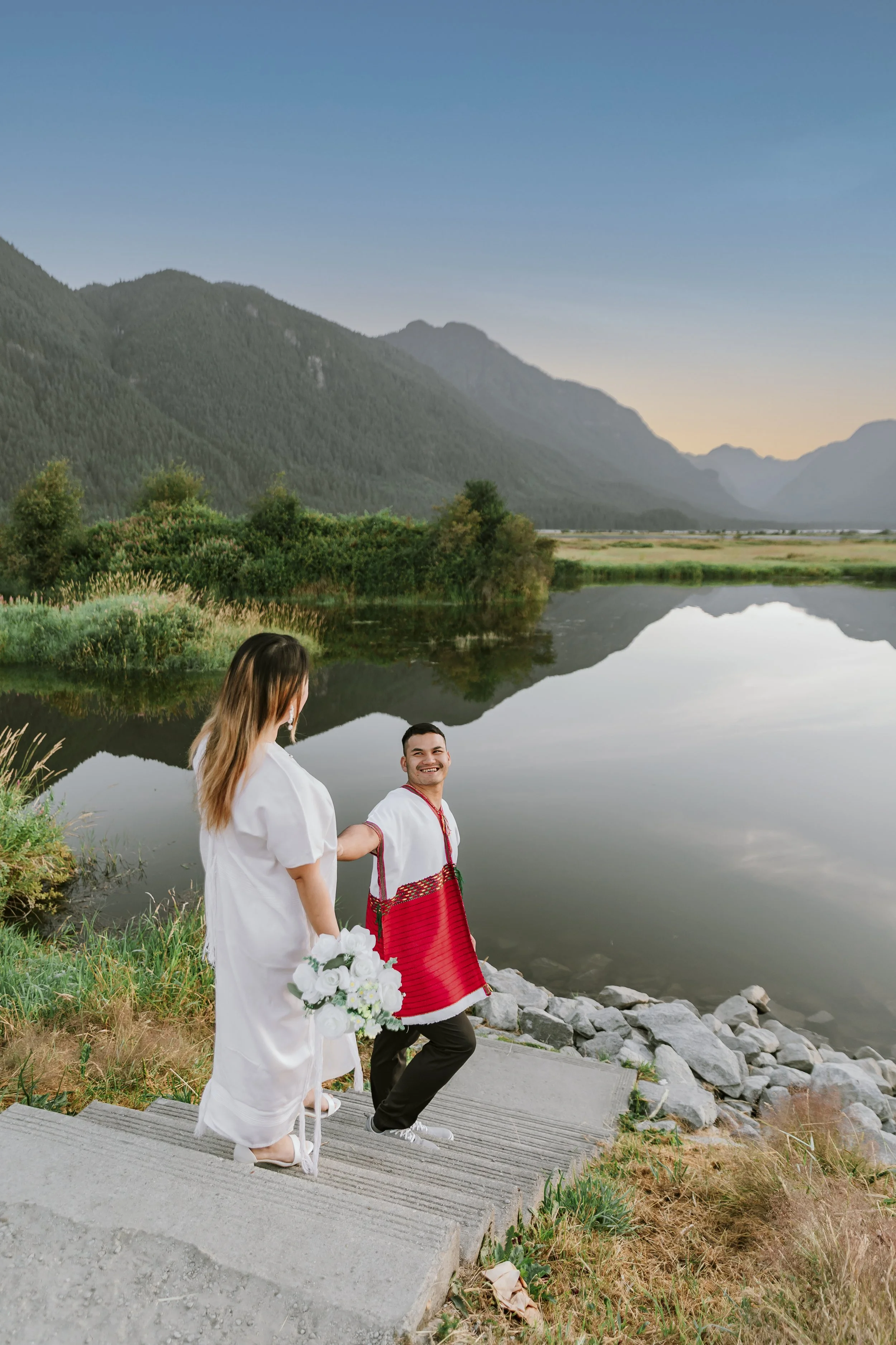 Couple and Wedding Photo, Pitt Lake, Maple Ridge.jpg