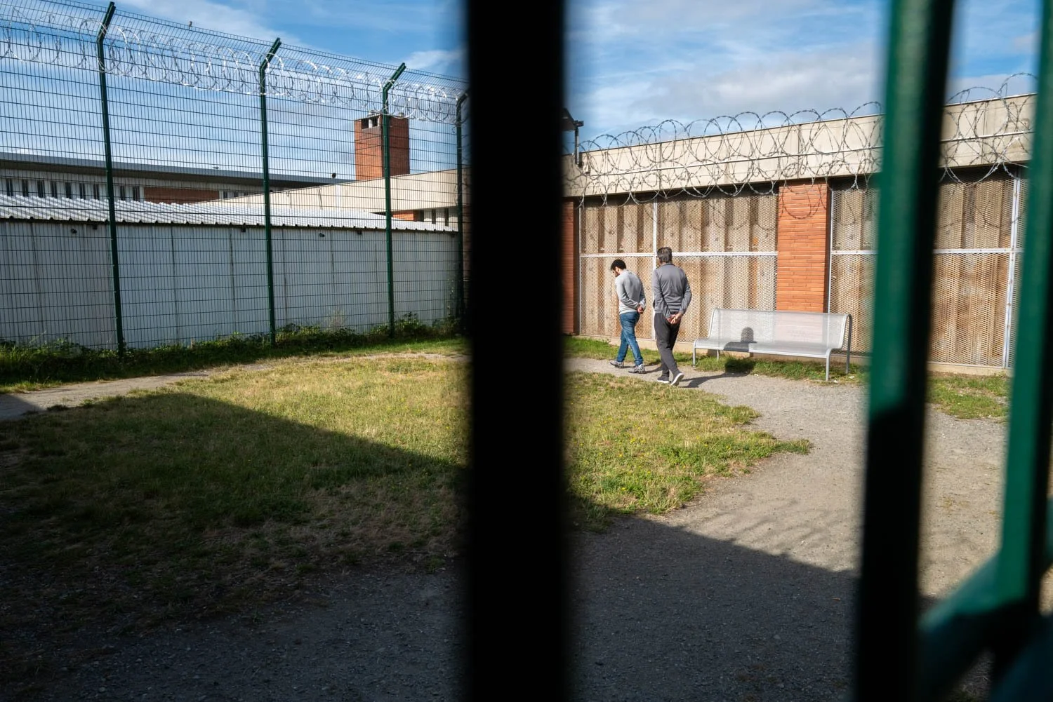 cour de promenade des arrivants     KB.jpg