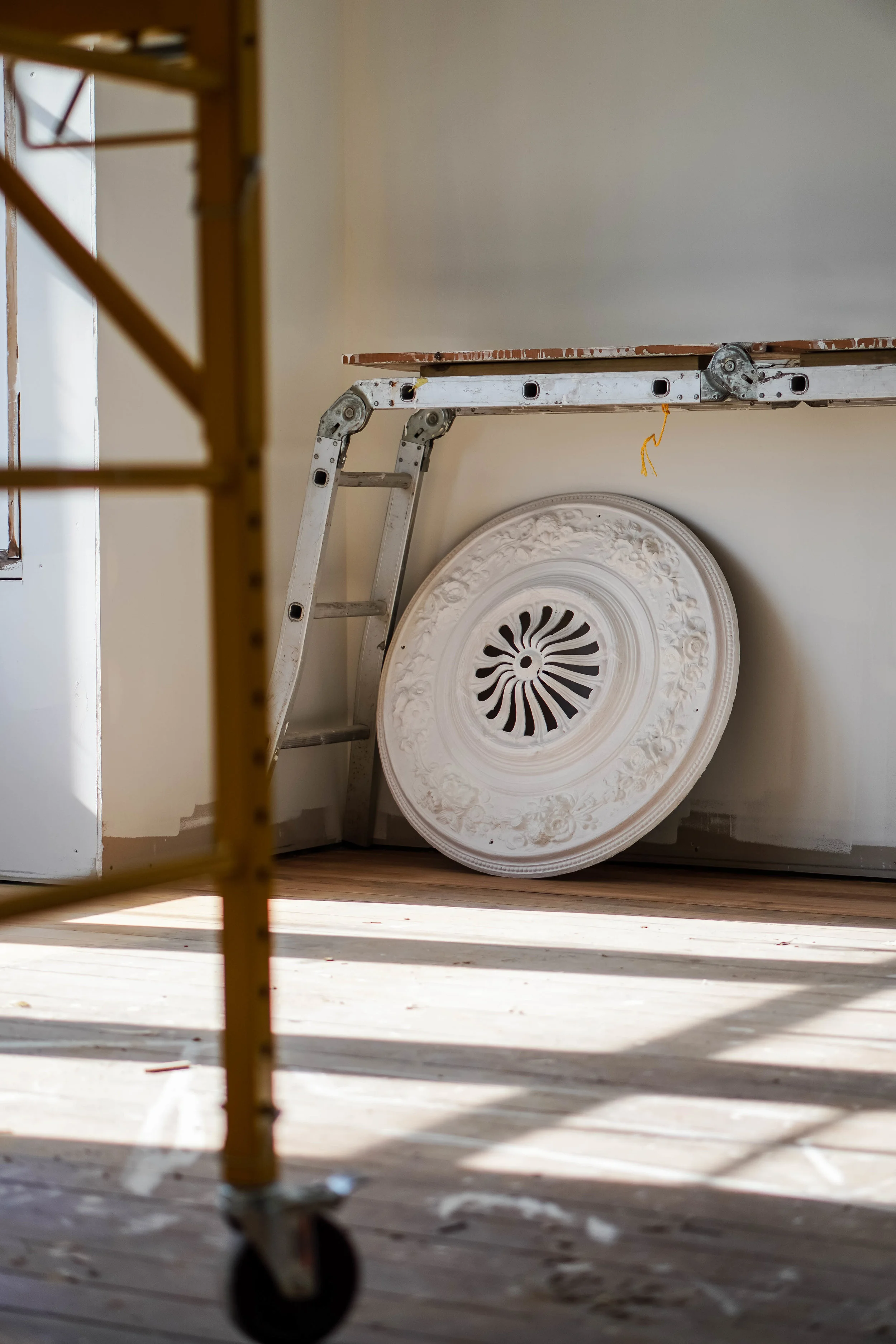 Ceiling rose
