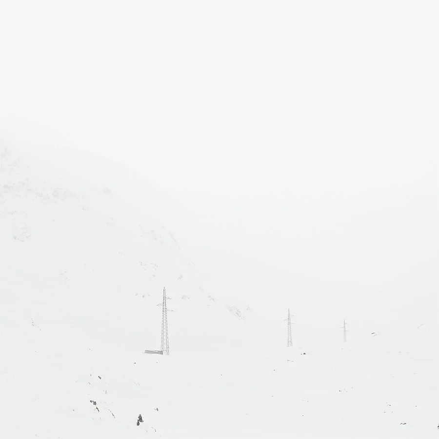 white - nel bianco qualcosa