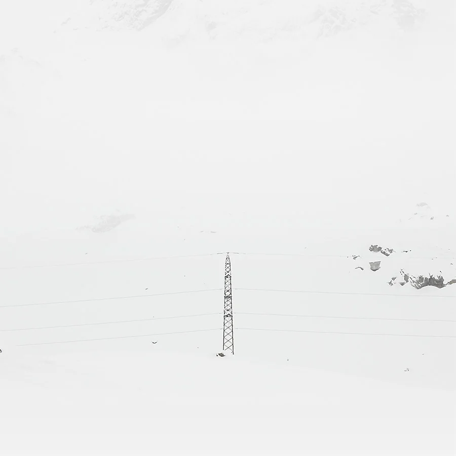 white - nel bianco qualcosa