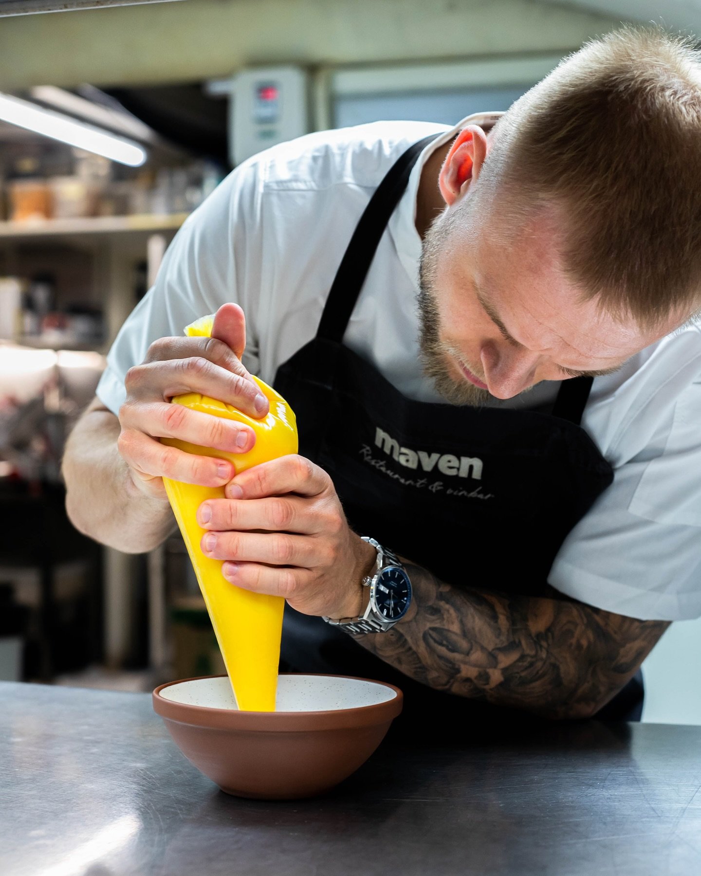Vi s&oslash;ger to kokke til @restaurantmaven 👩&zwj;🍳👨&zwj;🍳
Vil du v&aelig;re en del af et st&aelig;rkt team midt i K&oslash;benhavn, hvor faglighed, samarbejde og arbejdsgl&aelig;de er i fokus?

Hos Maven tilbyder vi:
&ndash; God l&oslash;n
&nd