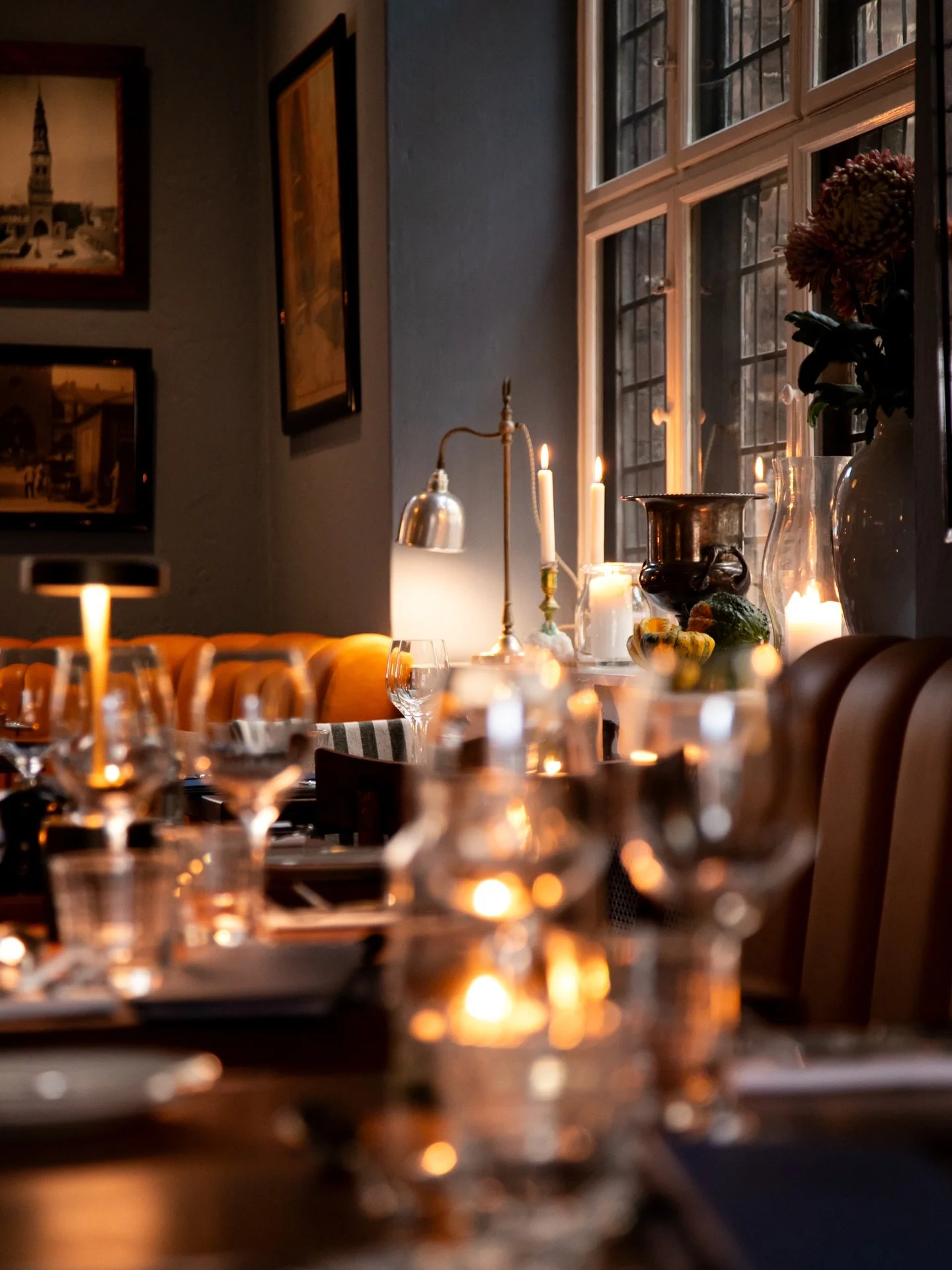 Sidste chance: Book &lsquo;Nyt&aring;rskuren&rsquo;🍾
Forudbestil senest 8. januar for at f&aring; gl&aelig;de af tilbuddet!
3-retters udefineret menu for kun 295 kr. Kan bookes i hele januar!🍽️

S&aelig;t tonen for det nye &aring;r hos Maven - vi g