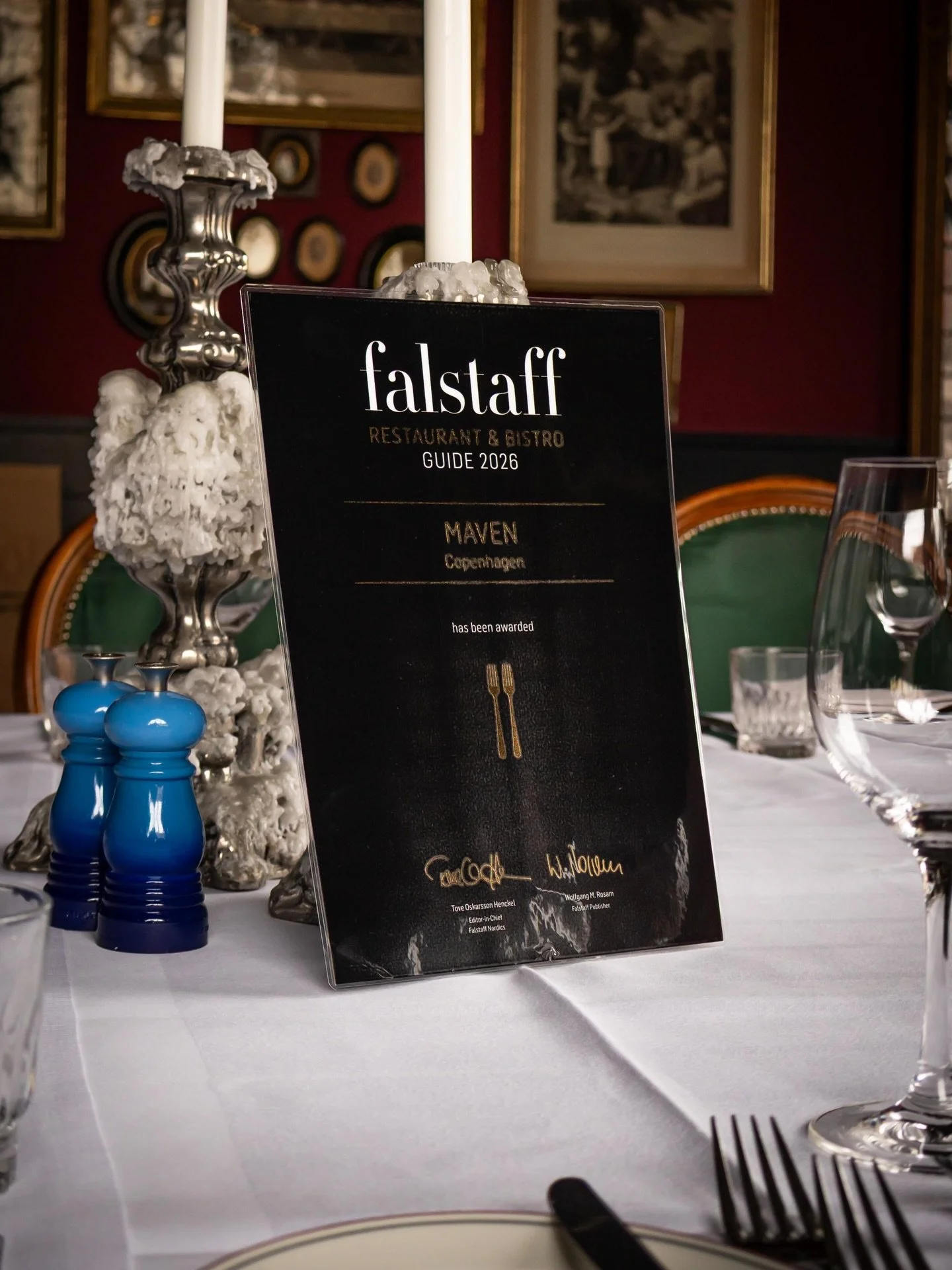 Falstaff Guide 2026 🍽️
Vi er stolte over at v&aelig;re en del af @falstaff.nordic Guide 2026 med 2 gafler.

Tak til hele @falstaff.nordics, vores fantastiske g&aelig;ster og ikke mindst vores dedikerede team. Vi er utrolig taknemmelige for anerkende