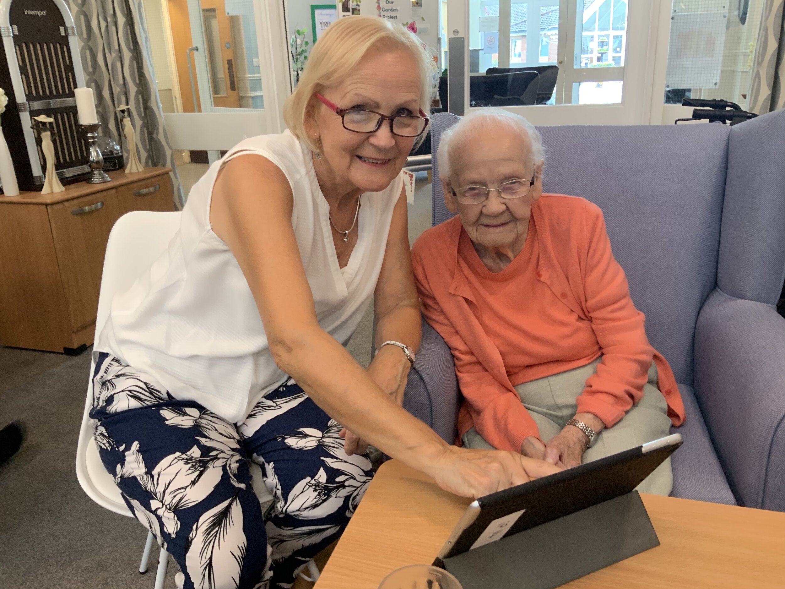 Mother and daughter working together to build their lifebook