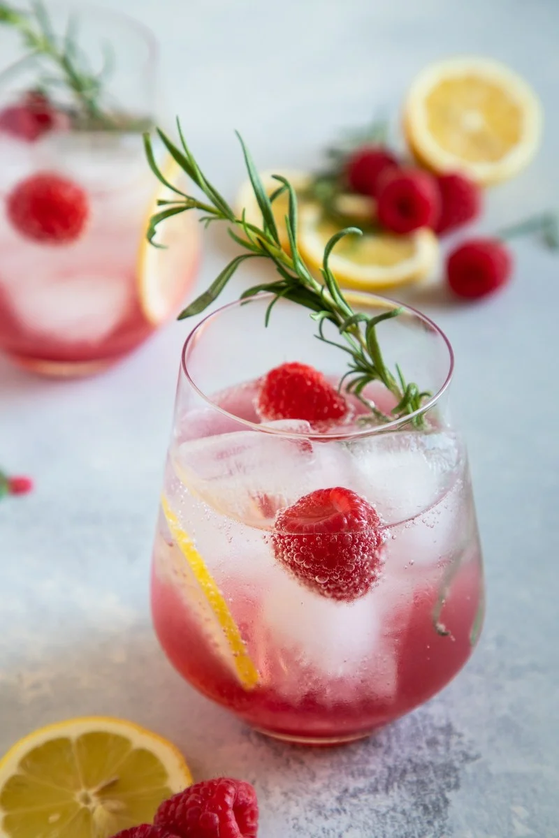 RASPBERRY LEMON CIDER SPRITZER