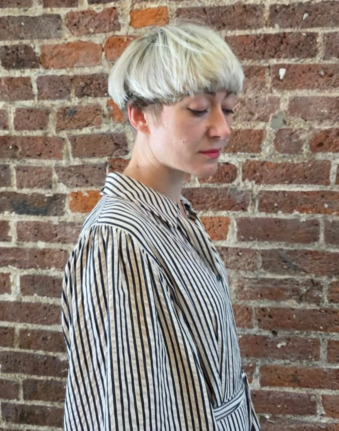 If you&rsquo;re looking to go short and chic, here&rsquo;s some inspo for your next cut. 

Cut by Colette, colour by Cecilia 💫

#ShortHairIdeas #CroppedHair #PixieCut #SummerHair #HairInspo #BrightonHairSalon #BrightonHairdresser #BrightonStyle #Ave