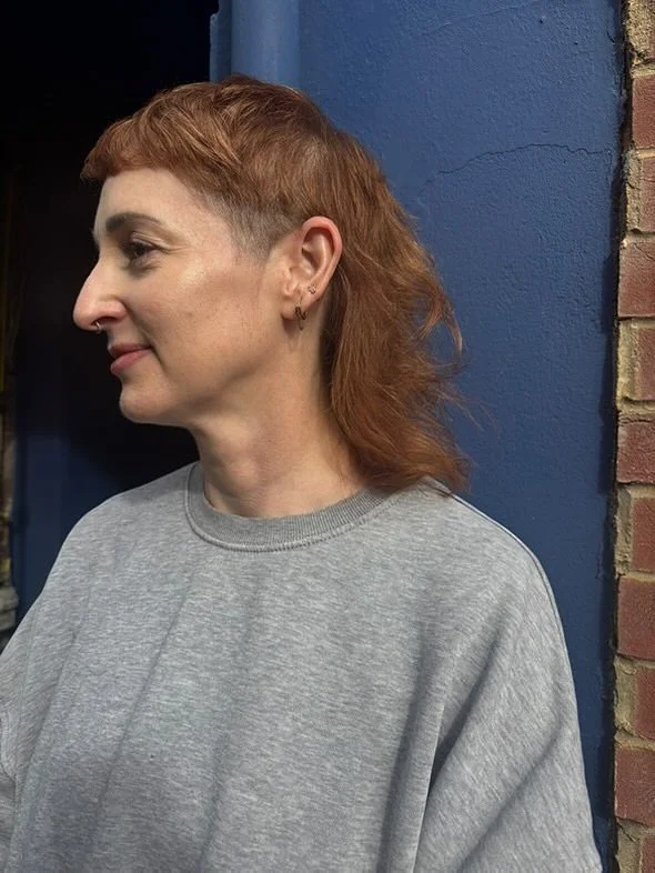 Warm tones, cooler days - effortless texture and autumn hair, done right 🍁🍂

Cut by Charlotte ✨

#HairInspo #AutumnHair #AutumnColour  #AvedaSalon #AvedaBrighton #BrightonHairSalon #BrightonHairdresser #ShineHairBrighton