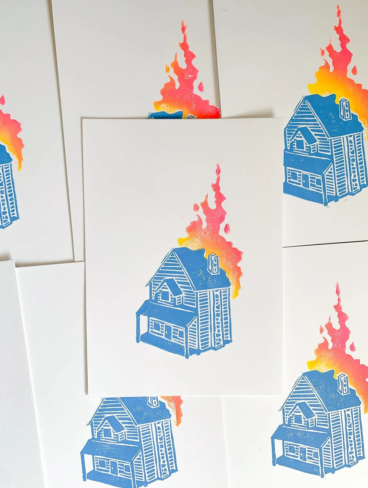 I started re-printing this design in blue and I think I like it better than the black version 💙🖤 which one do you like?
Also&hellip; what should I call it 😅 I&rsquo;m torn between &ldquo;bittersweet beginnings&rdquo; or &ldquo;home&rdquo;