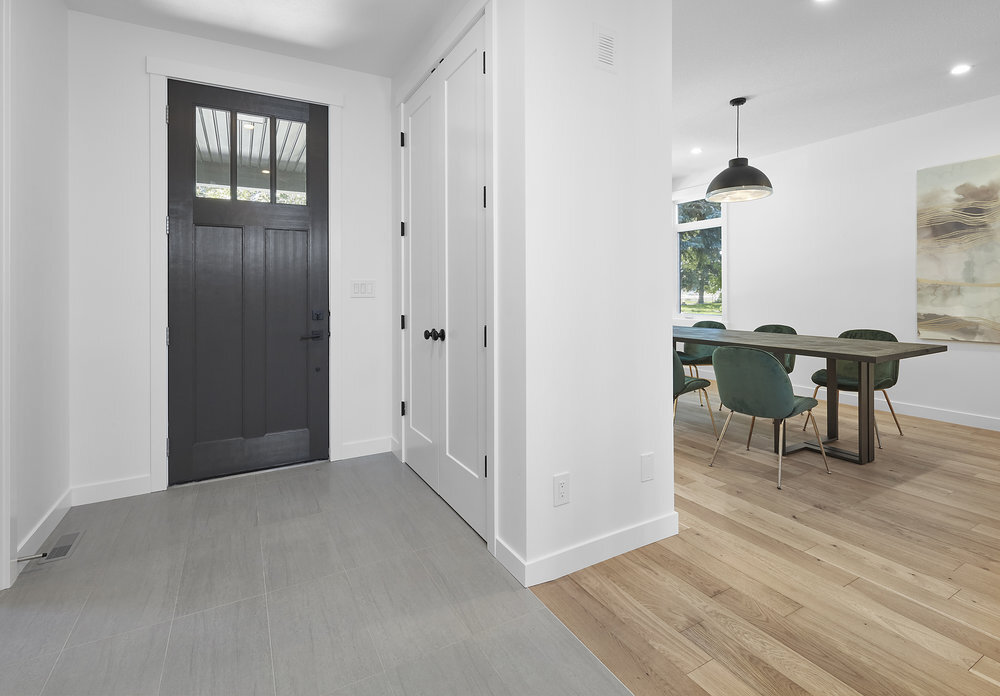 9526DonnellRd05.jpg