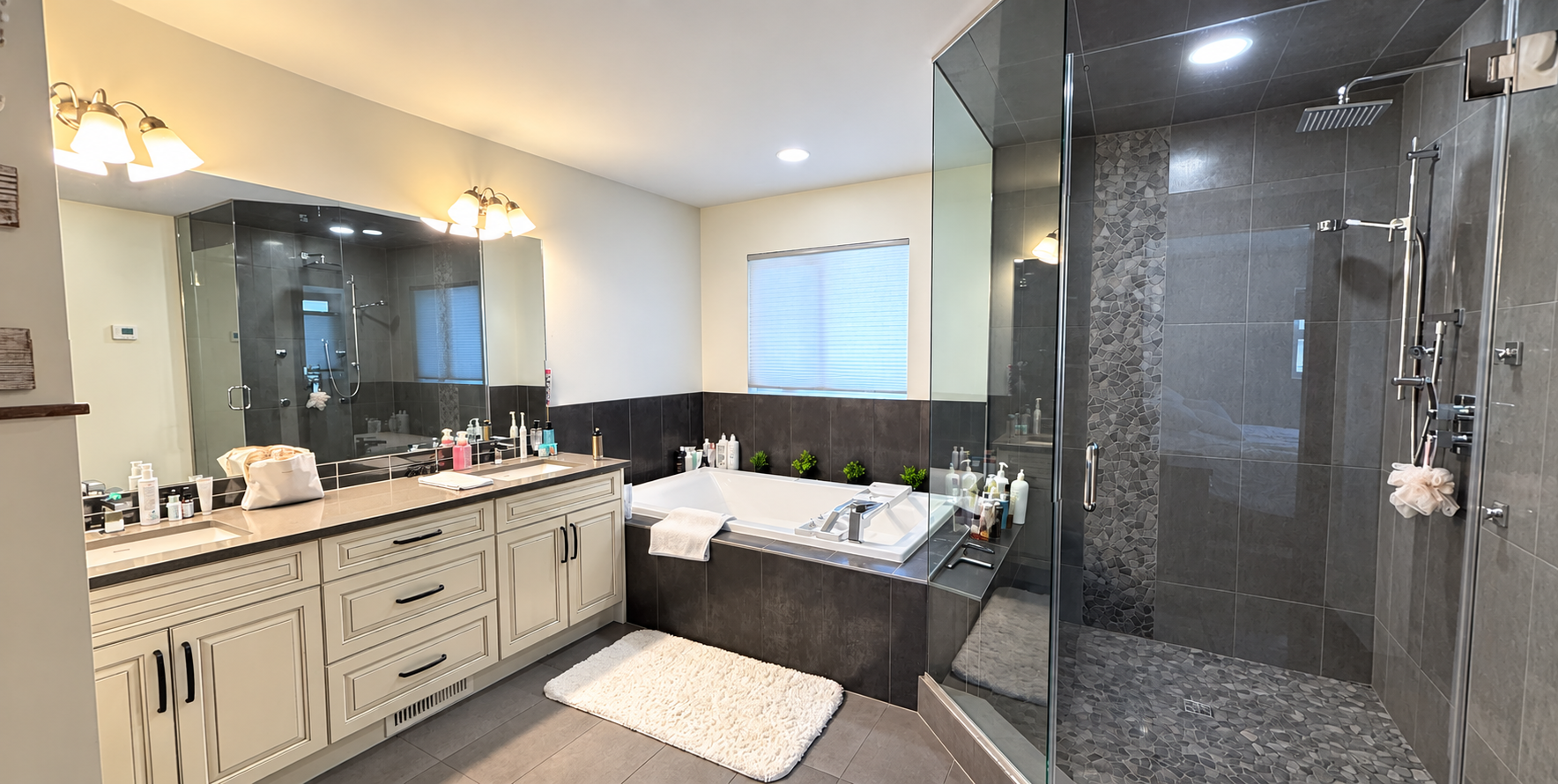 Ensuite in the Sherwood Park Reno by Urbis Infill Homes.